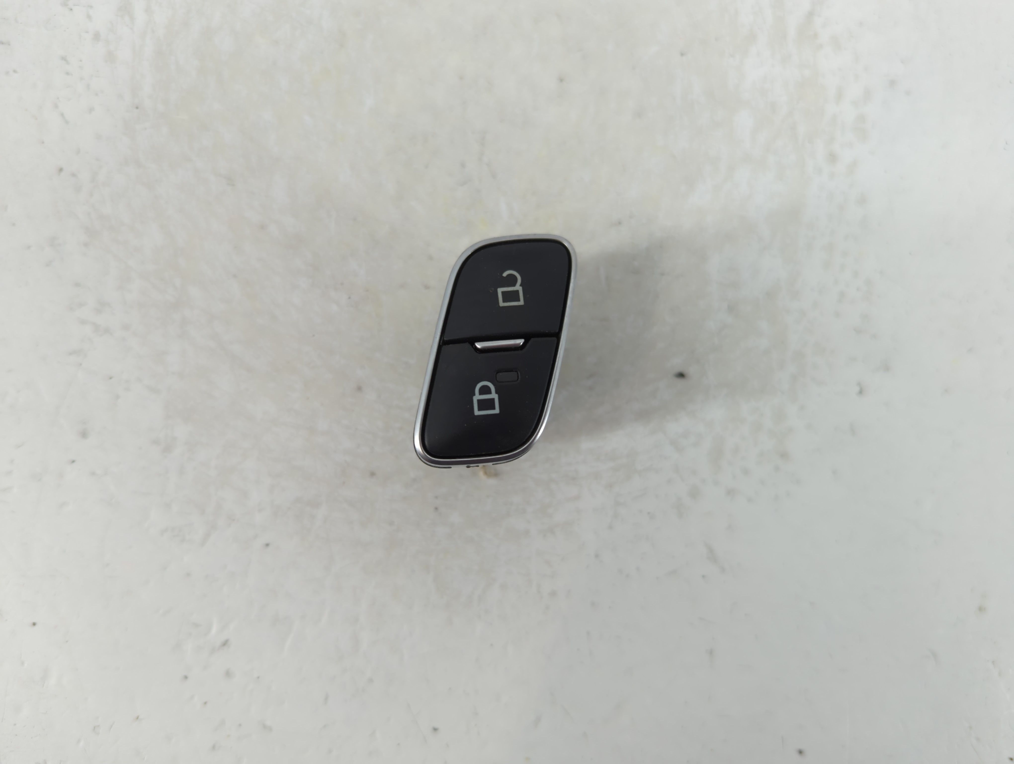 Picture of 2012-2018 Ford Focus Driver Left Door Master Power Window Switch 1125141