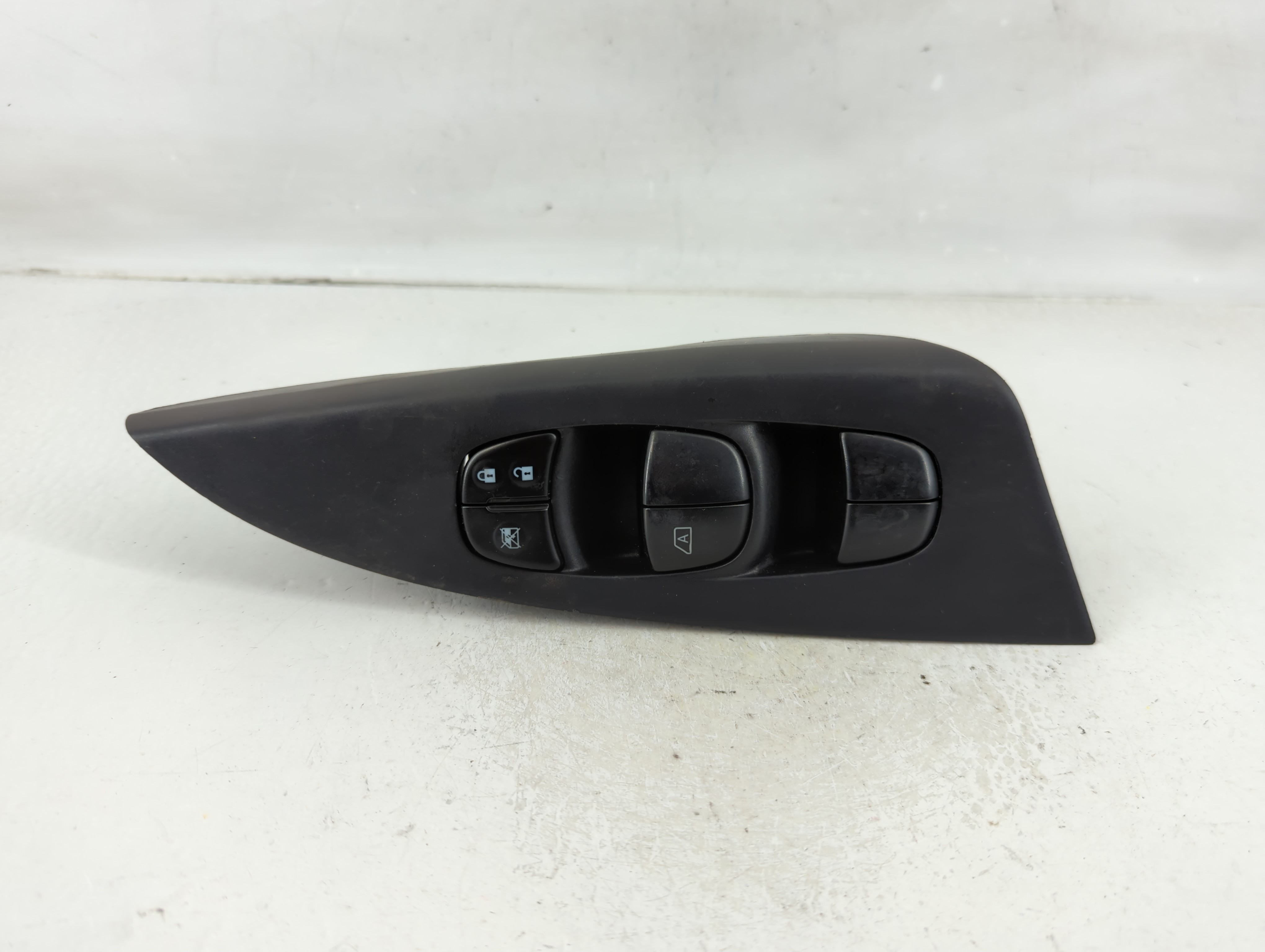 2013-2019 Nissan Sentra Driver Left Door Master Power Window Switch 1125176 - Oemusedautoparts1.com