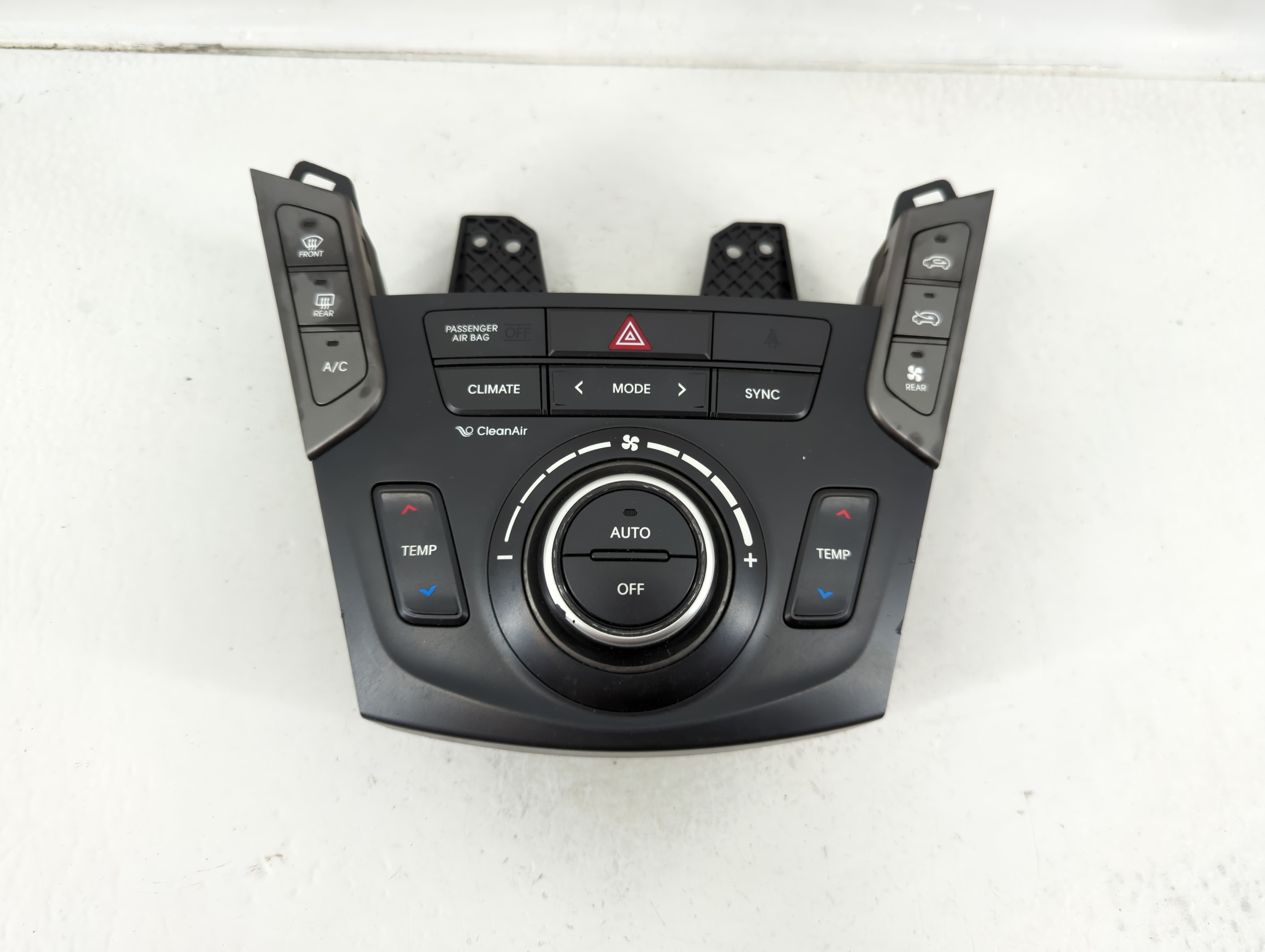 Picture of 2017-2018 Hyundai Santa Fe Ac Heater Climate Control 97250-2wxxx 1125187
