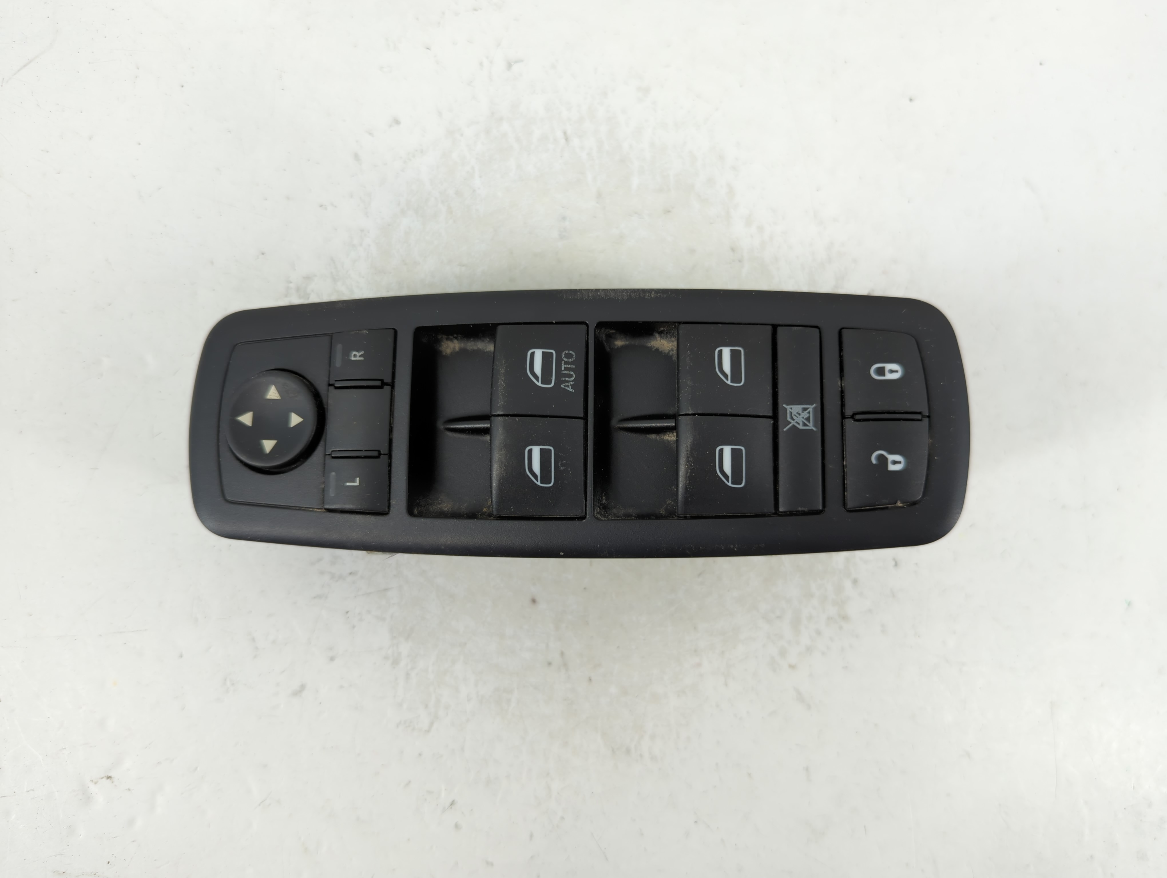 Picture of Dodge Ram 1500 Driver Left Door Master Power Window Switch 5598230 1125193