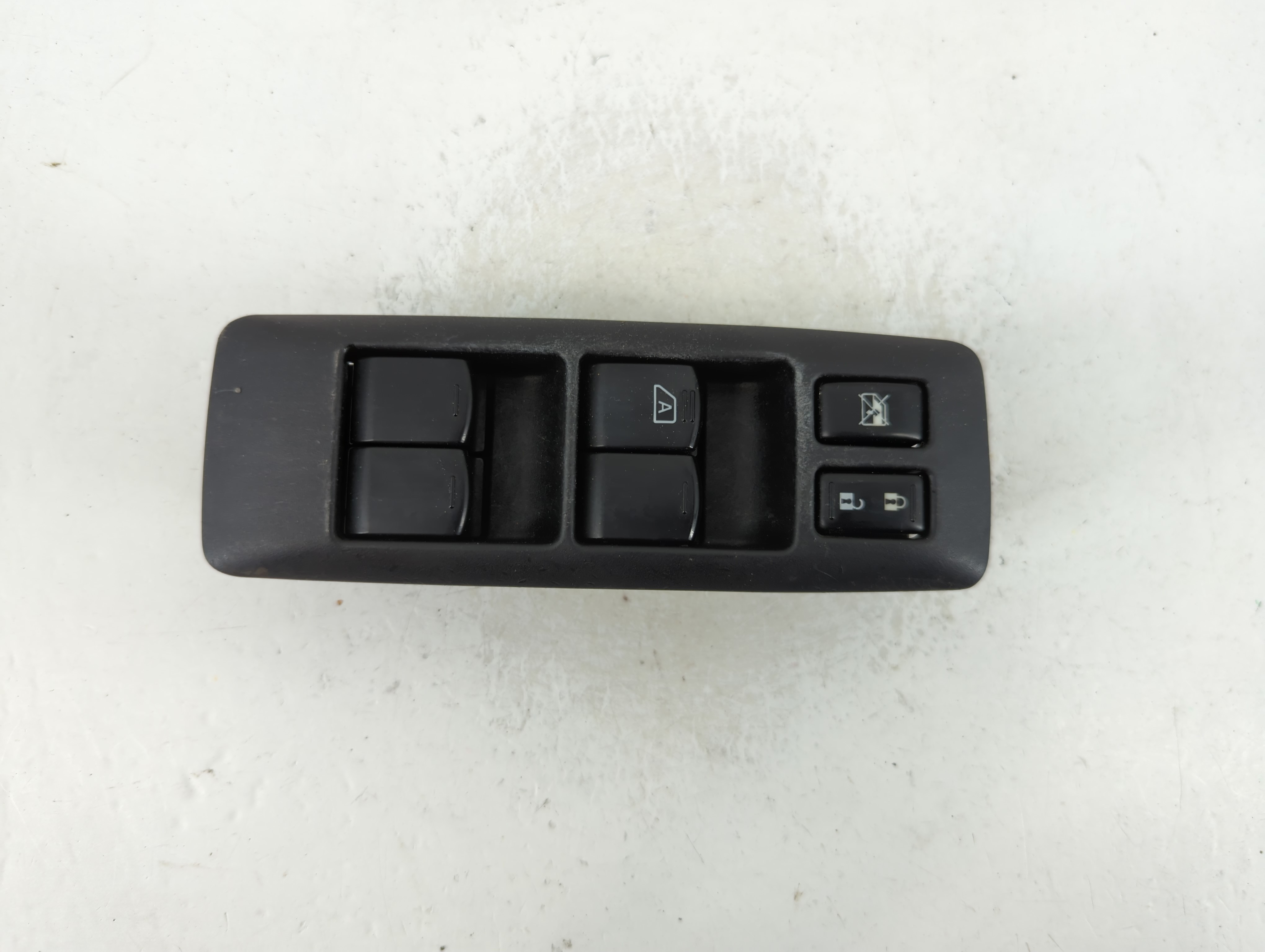 Picture of 2011-2015 Nissan Rogue Driver Left Door Master Power Window Switch 1125241