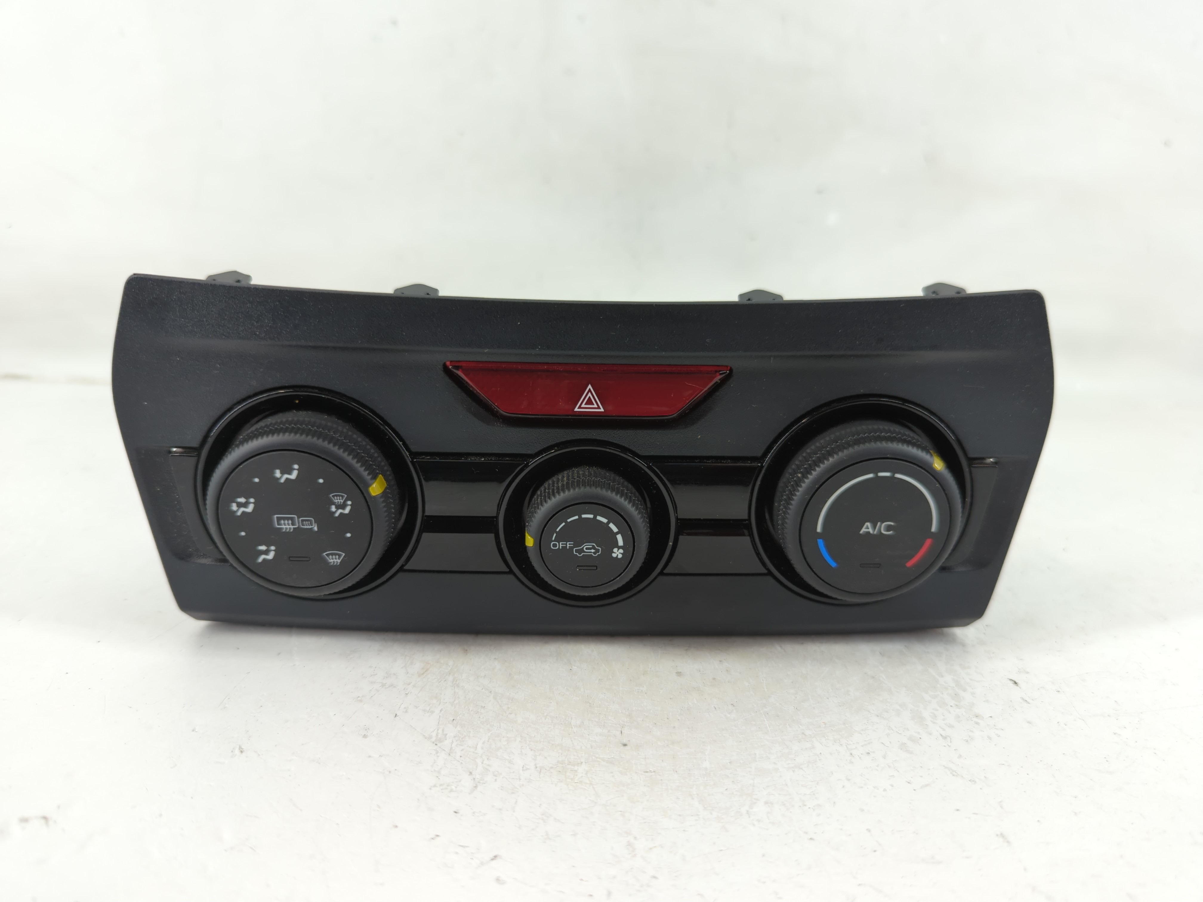 Picture of 2019 Subaru Xv Ac Heater Climate Control 72311fl510 1125258