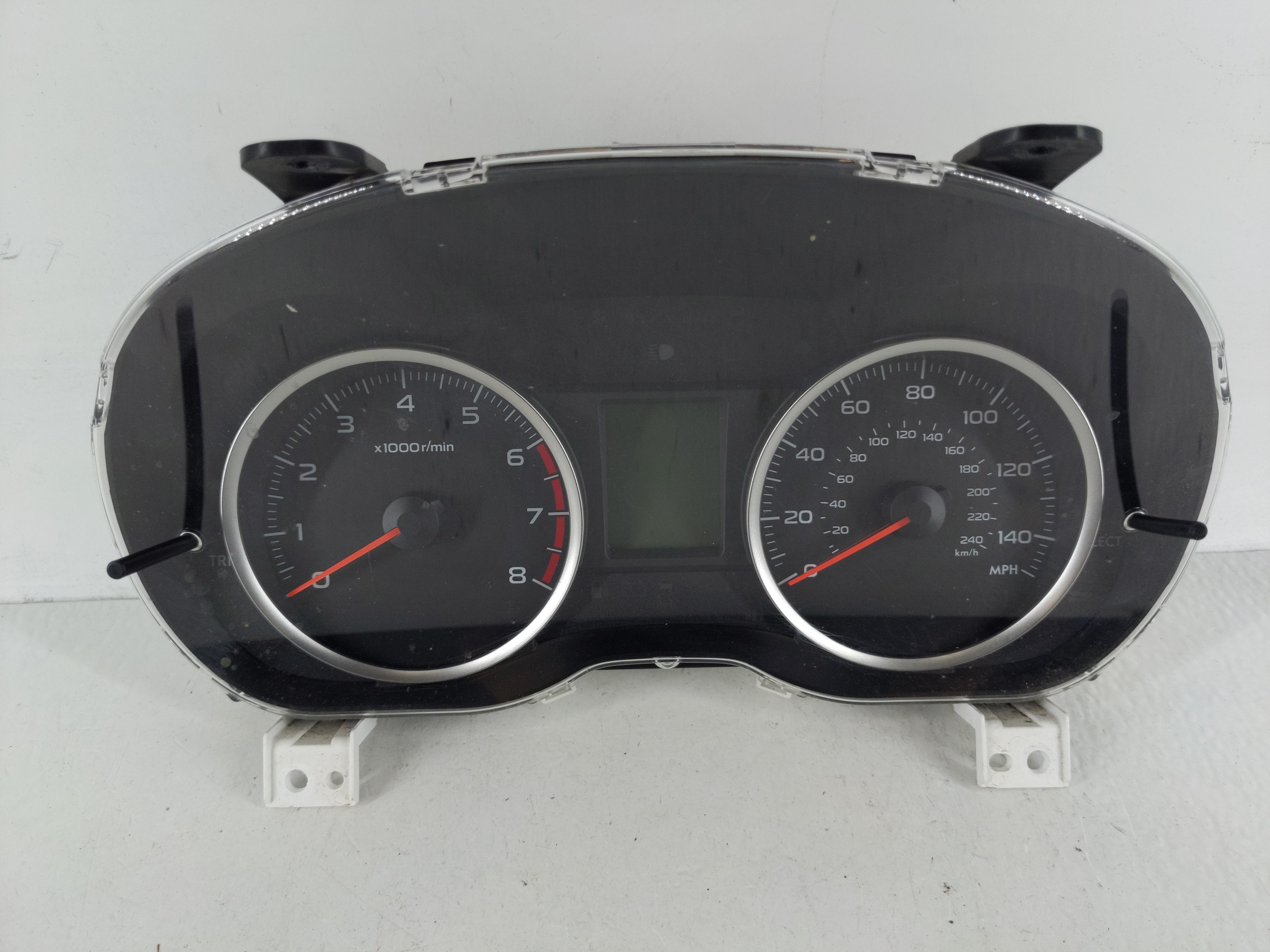 Picture of 2016-2016 Subaru Forester Speedometer Instrument Cluster Gauges 1125273