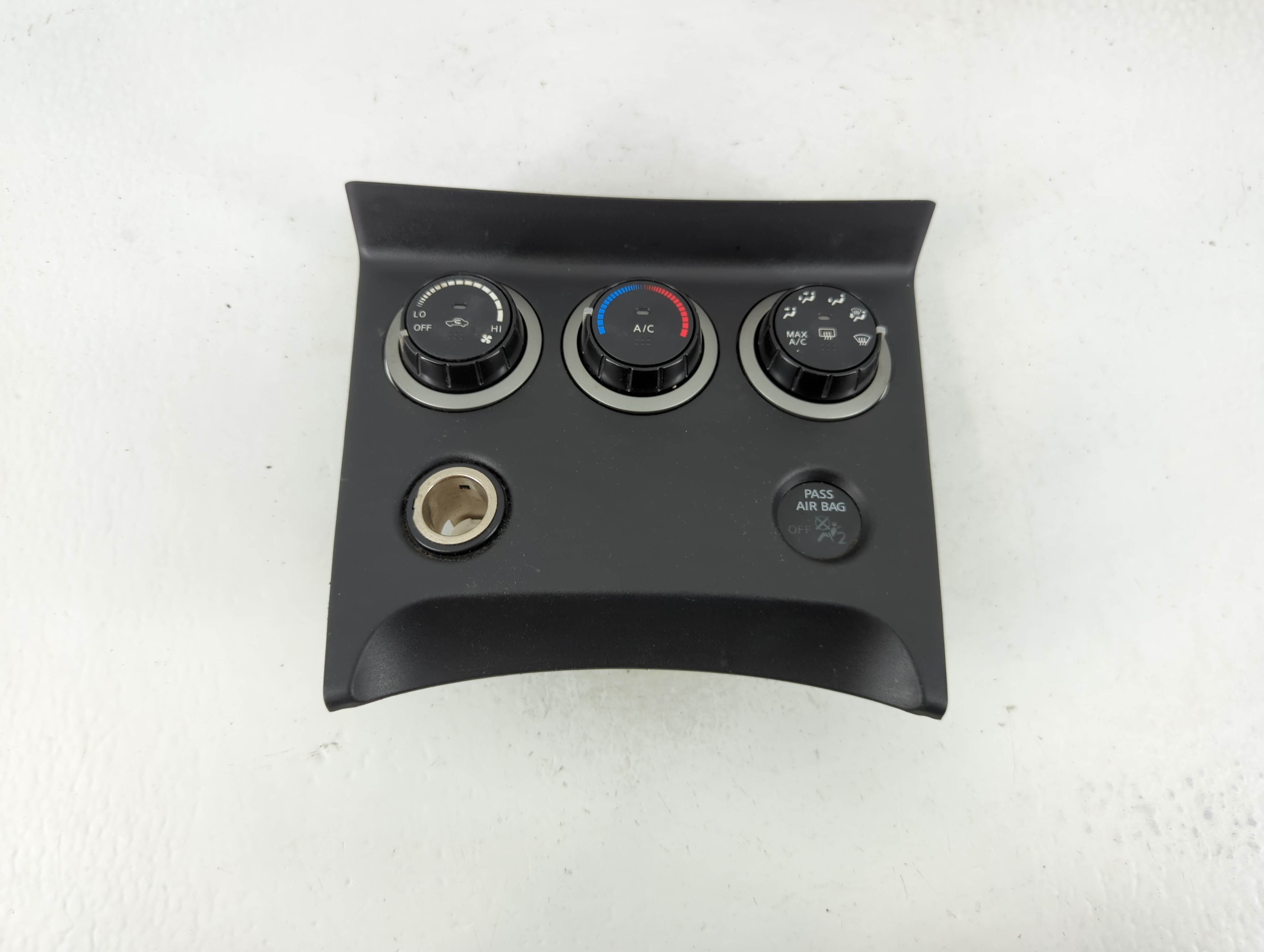 2011-2015 Nissan Rogue Ac Heater Climate Control 27500 1vl0c 1125286 - Oemusedautoparts1.com