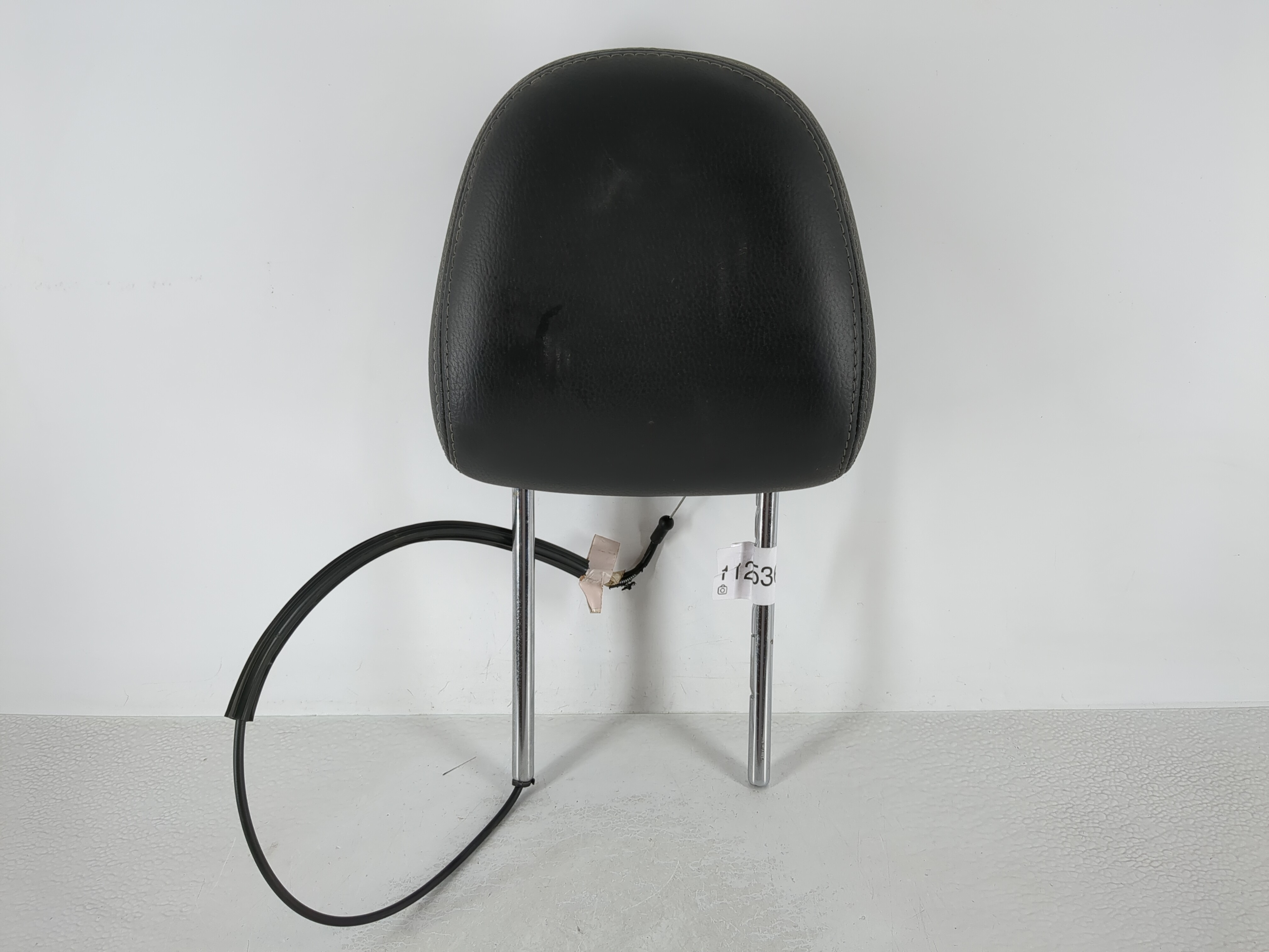 2012-2013 Kia Sorento Headrest Head Rest Front Driver Passenger Seat 1125369 - Oemusedautoparts1.com
