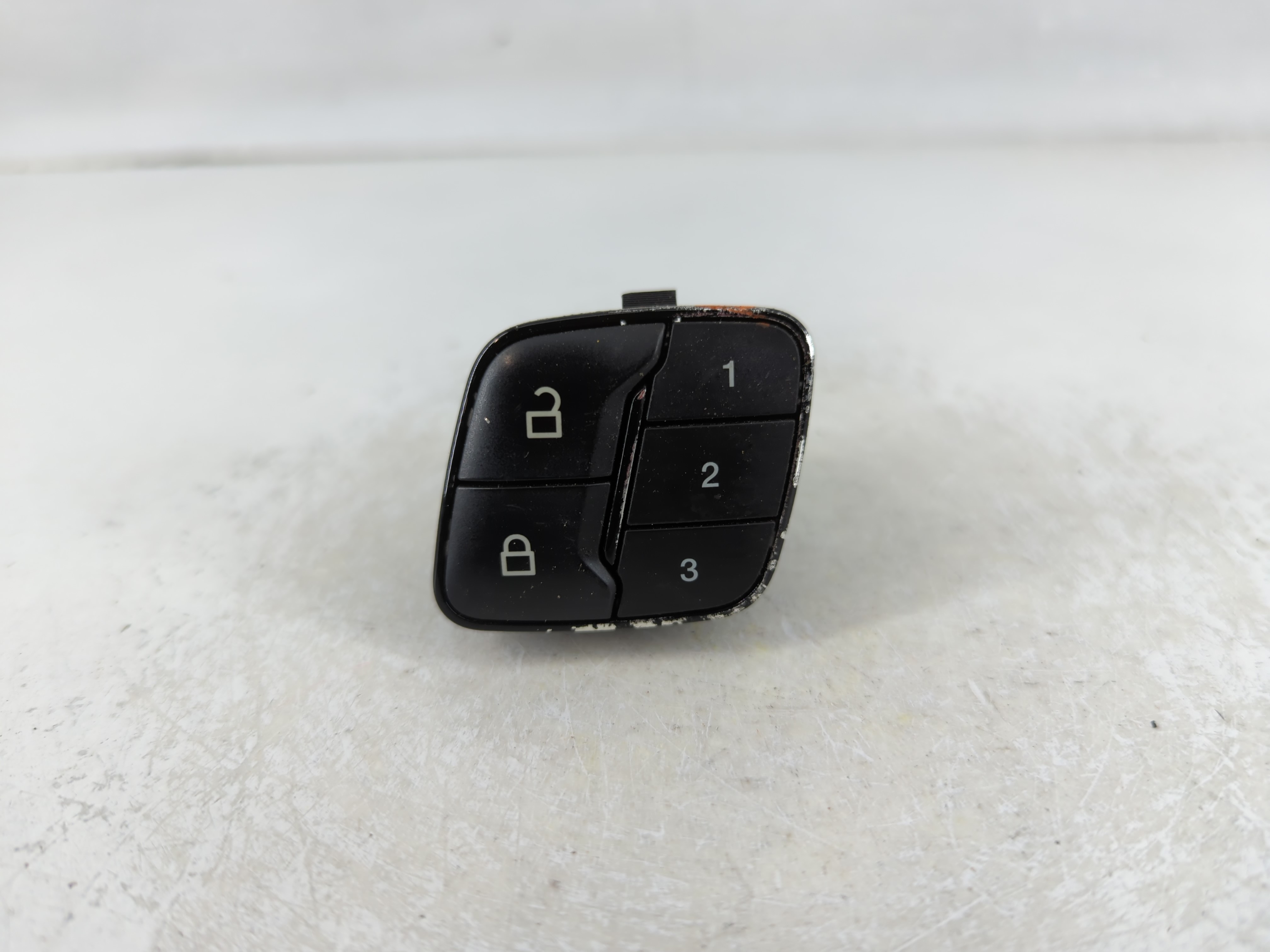 Picture of 2013-2016 Ford Escape Driver Left Door Master Power Window Switch 1125540