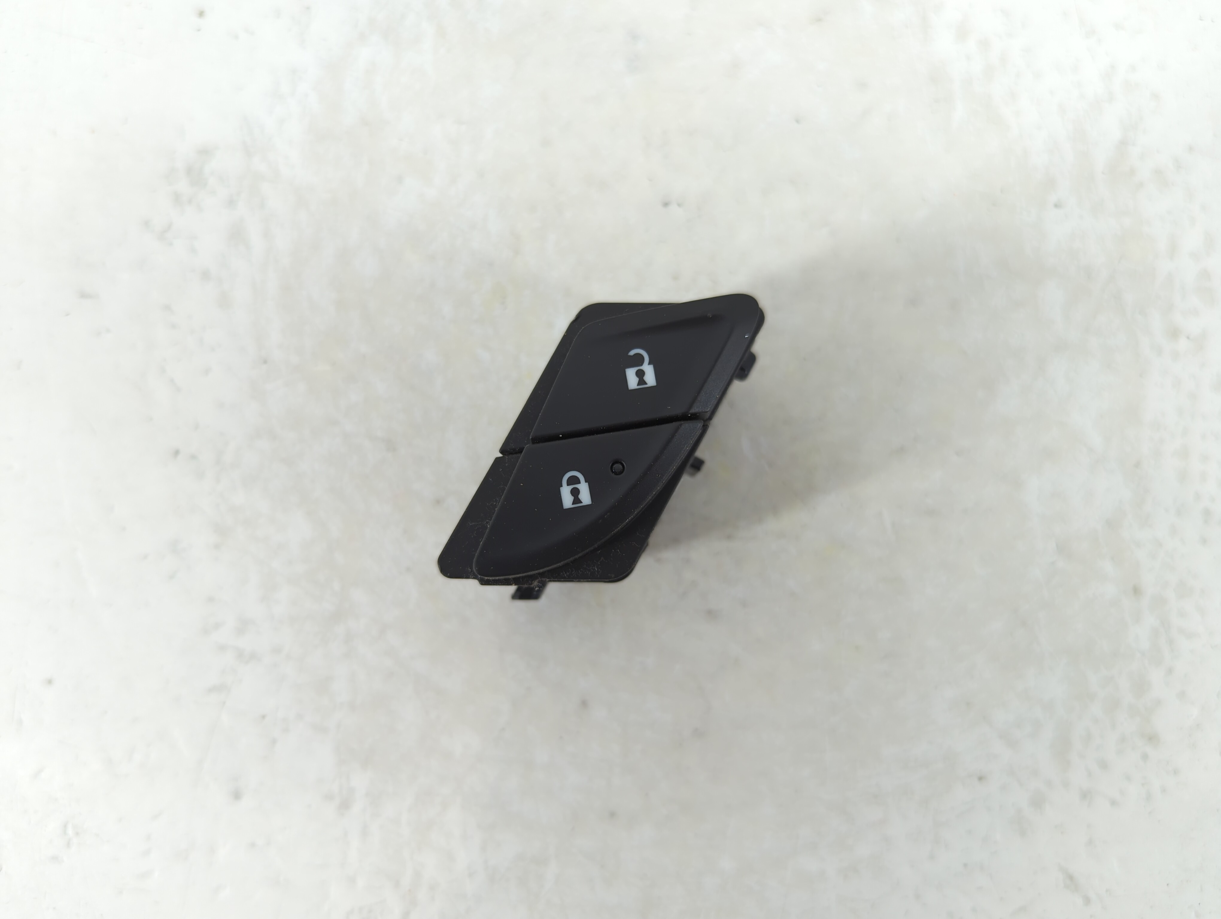 2018-2022 Chevrolet Equinox Driver Left Door Master Power Window Switch 1125544 - Oemusedautoparts1.com