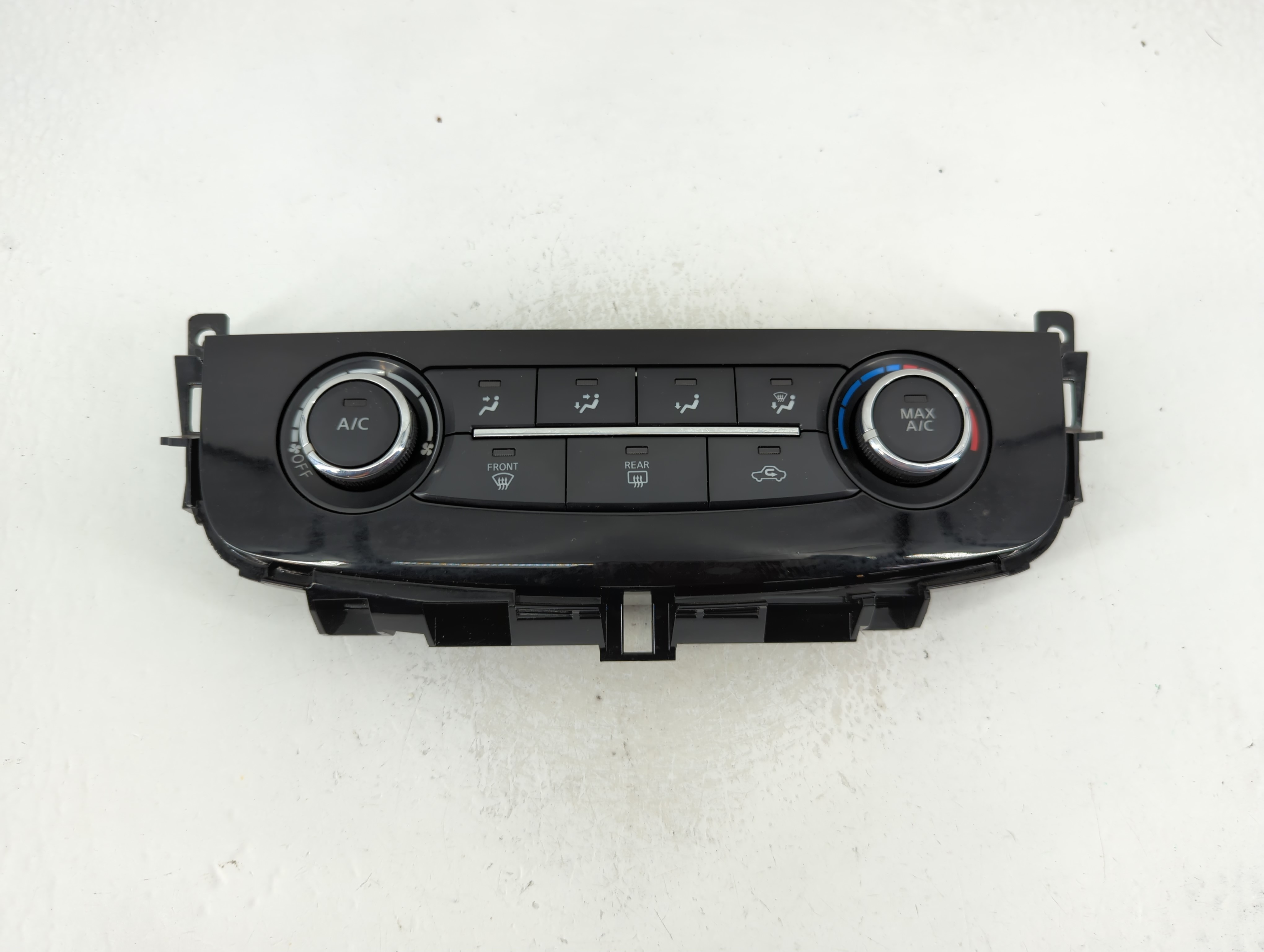 2018-2018 Nissan Altima Ac Heater Climate Control 276109hu0a 1125599 - Oemusedautoparts1.com