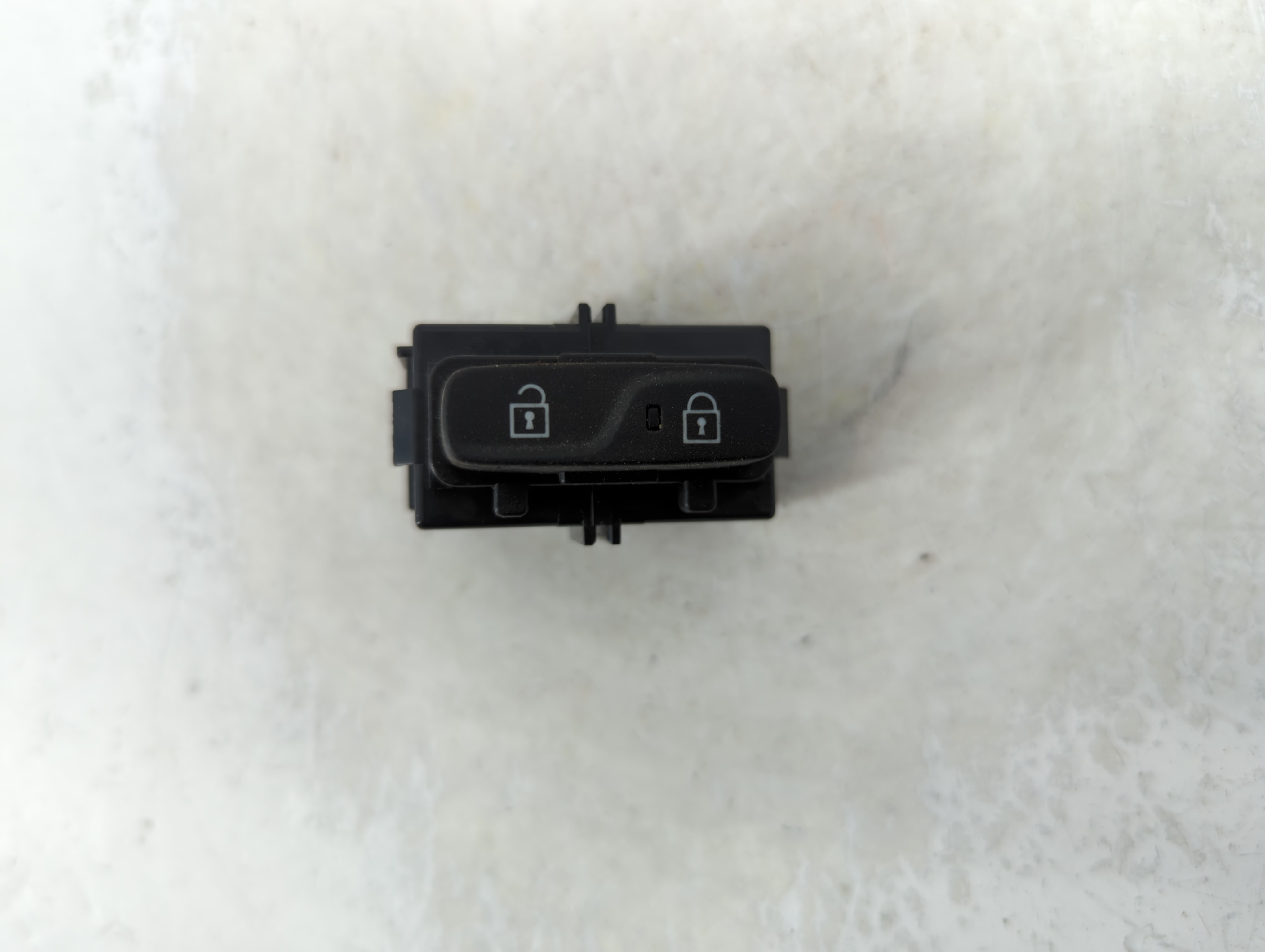 2014-2018 Volvo S60 Driver Left Door Master Power Window Switch 1125605 - Oemusedautoparts1.com