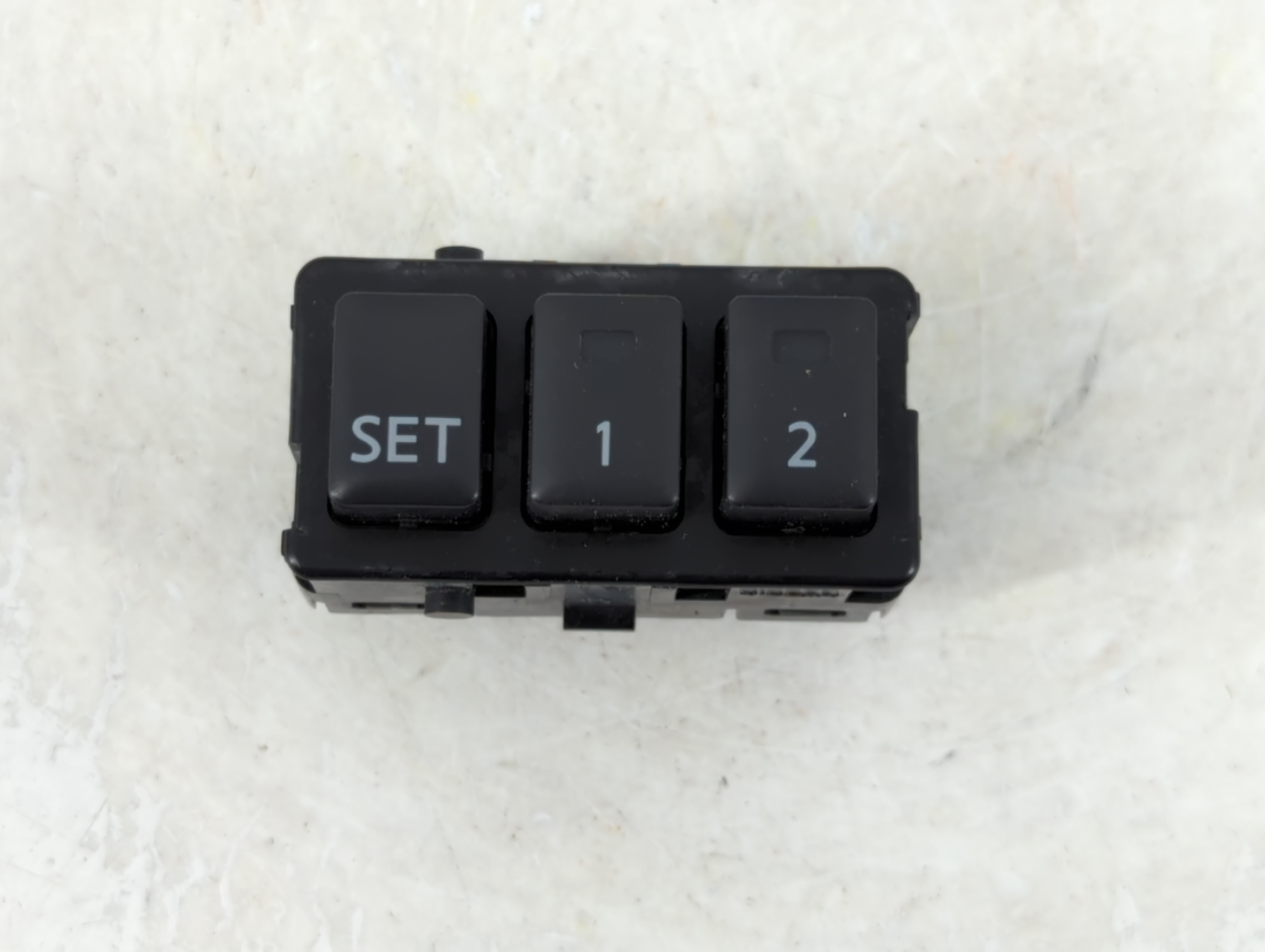 2011-2013 Infiniti Qx56 Driver Left Door Master Power Window Switch 1125608 - Oemusedautoparts1.com