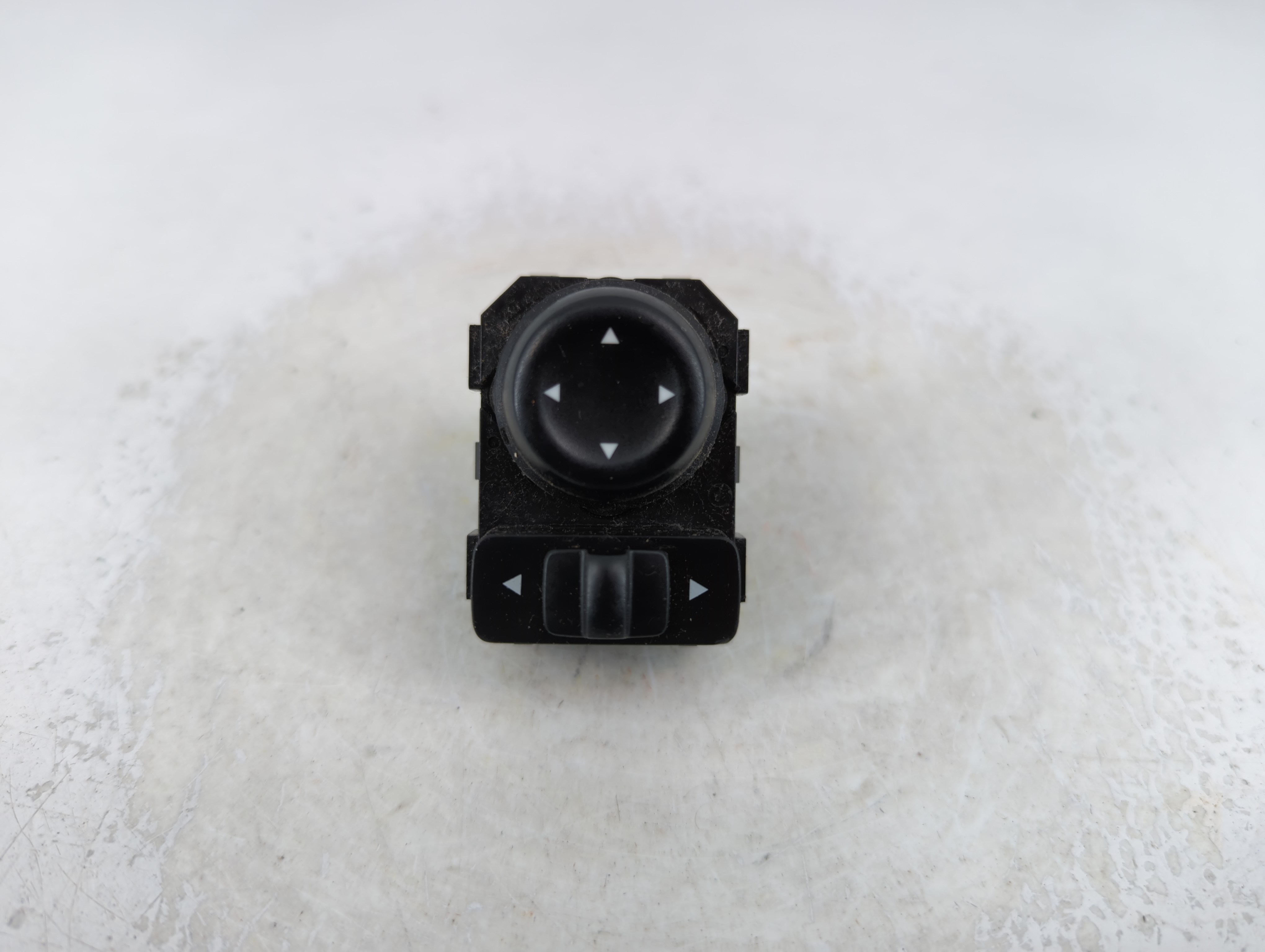 2013-2018 Nissan Altima Driver Left Door Master Power Window Switch 1125615 - Oemusedautoparts1.com