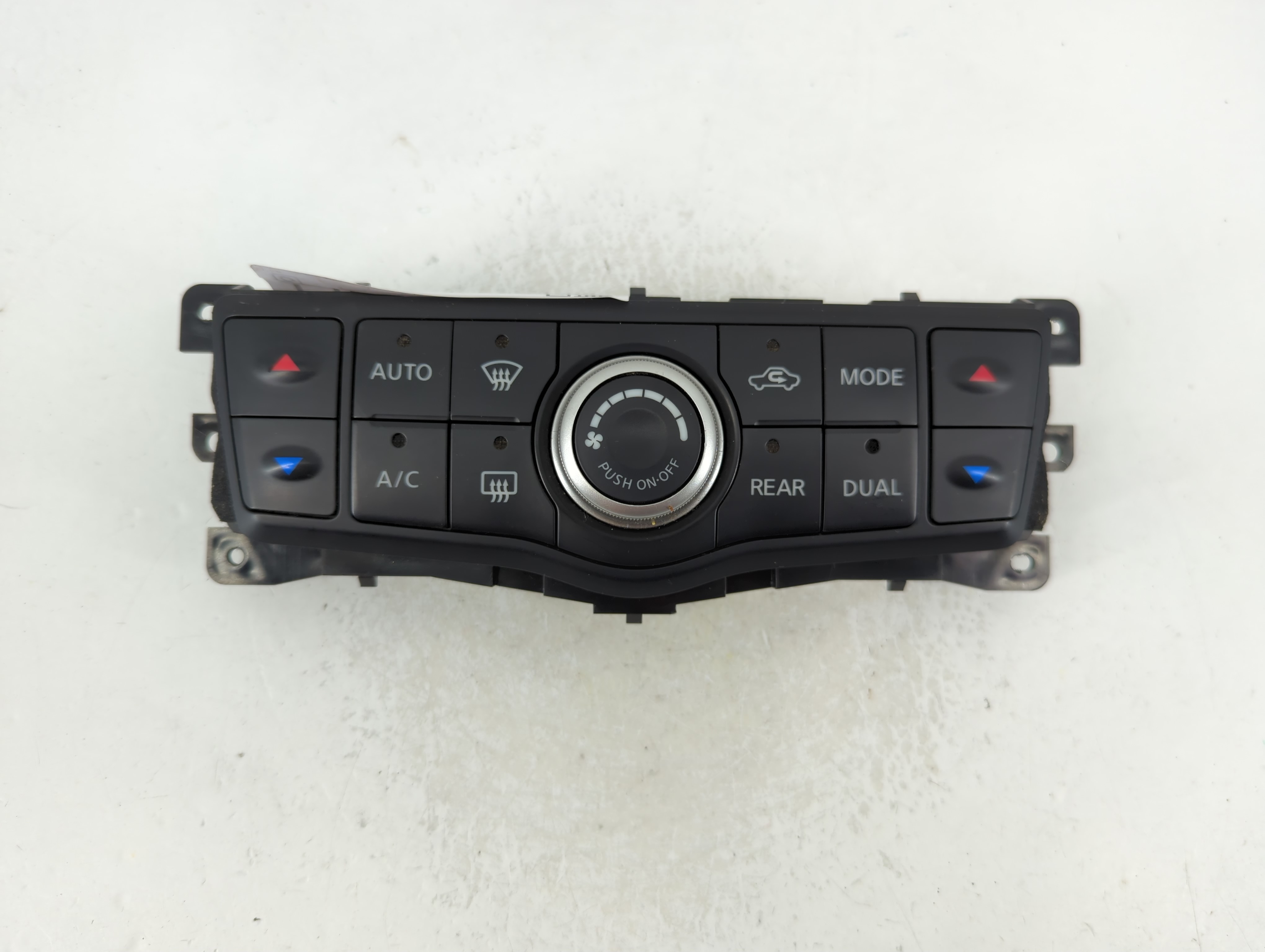 Picture of 2013-2016 Nissan Pathfinder Ac Heater Climate Control 27500 3ka2a 1125646