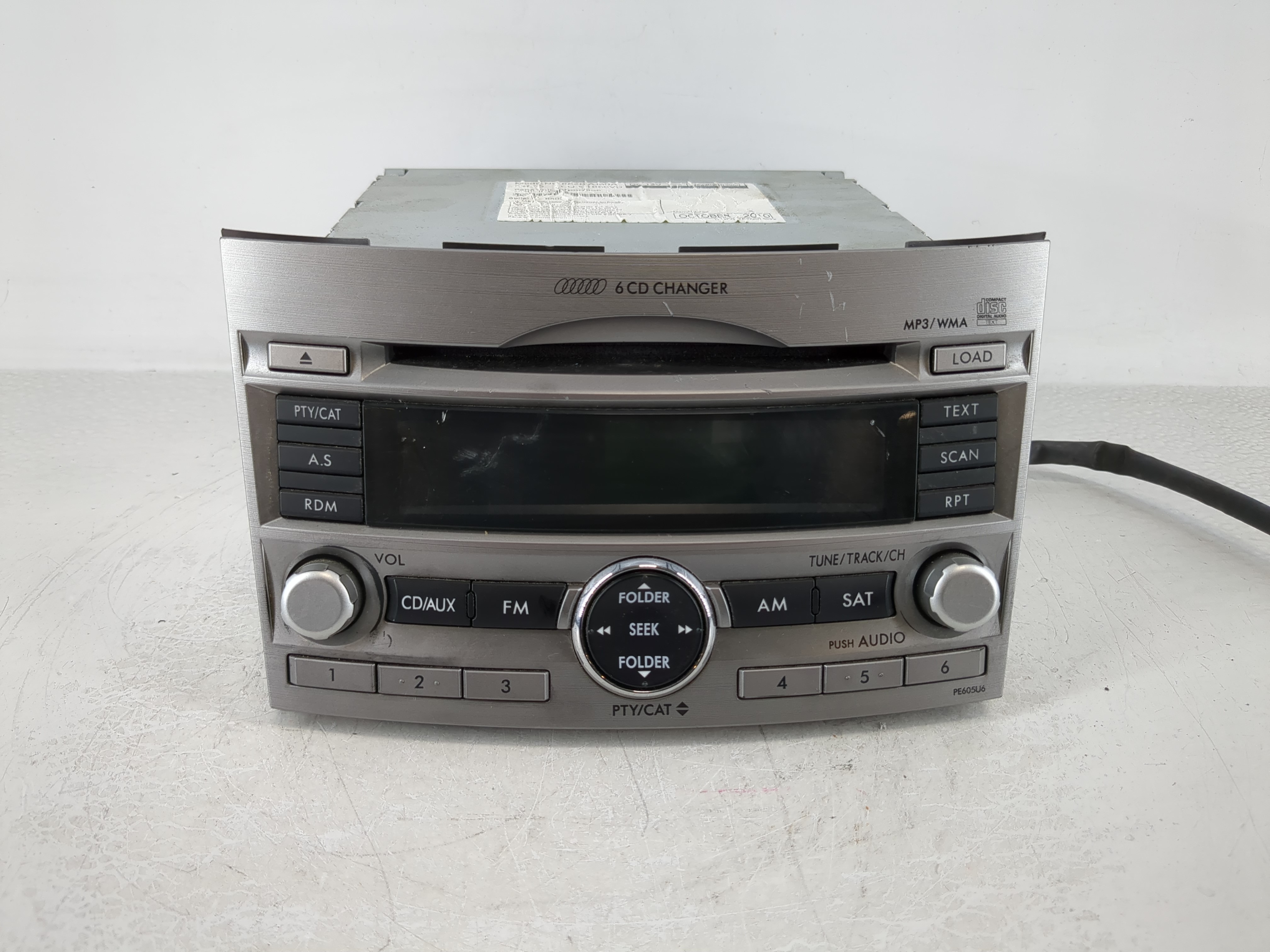 Picture of 2010-2012 Subaru Legacy Am Fm Cd Player Radio Receiver 1125797