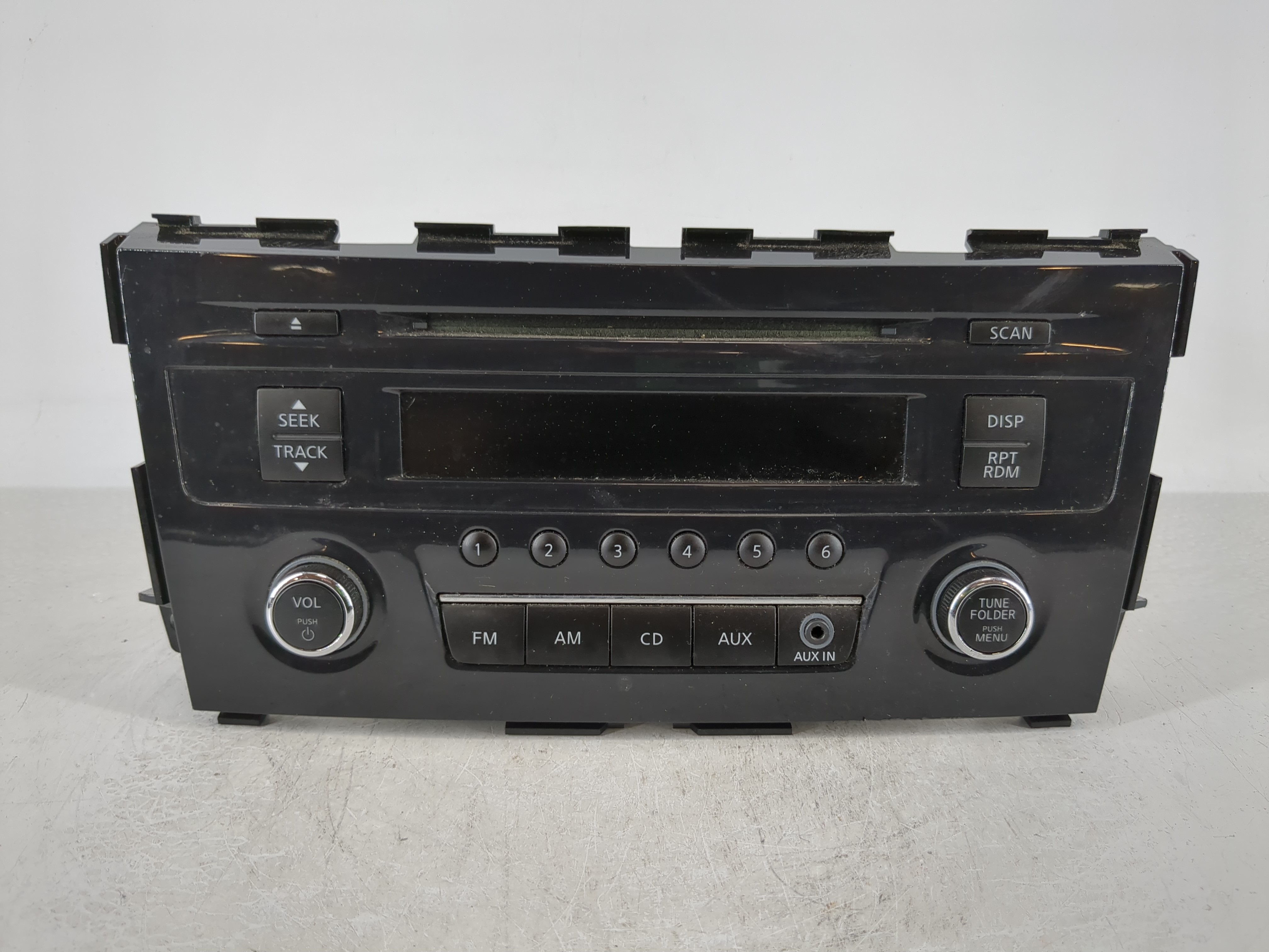 2013-2015 Nissan Altima Am Fm Cd Player Radio Receiver 1125857 - Oemusedautoparts1.com