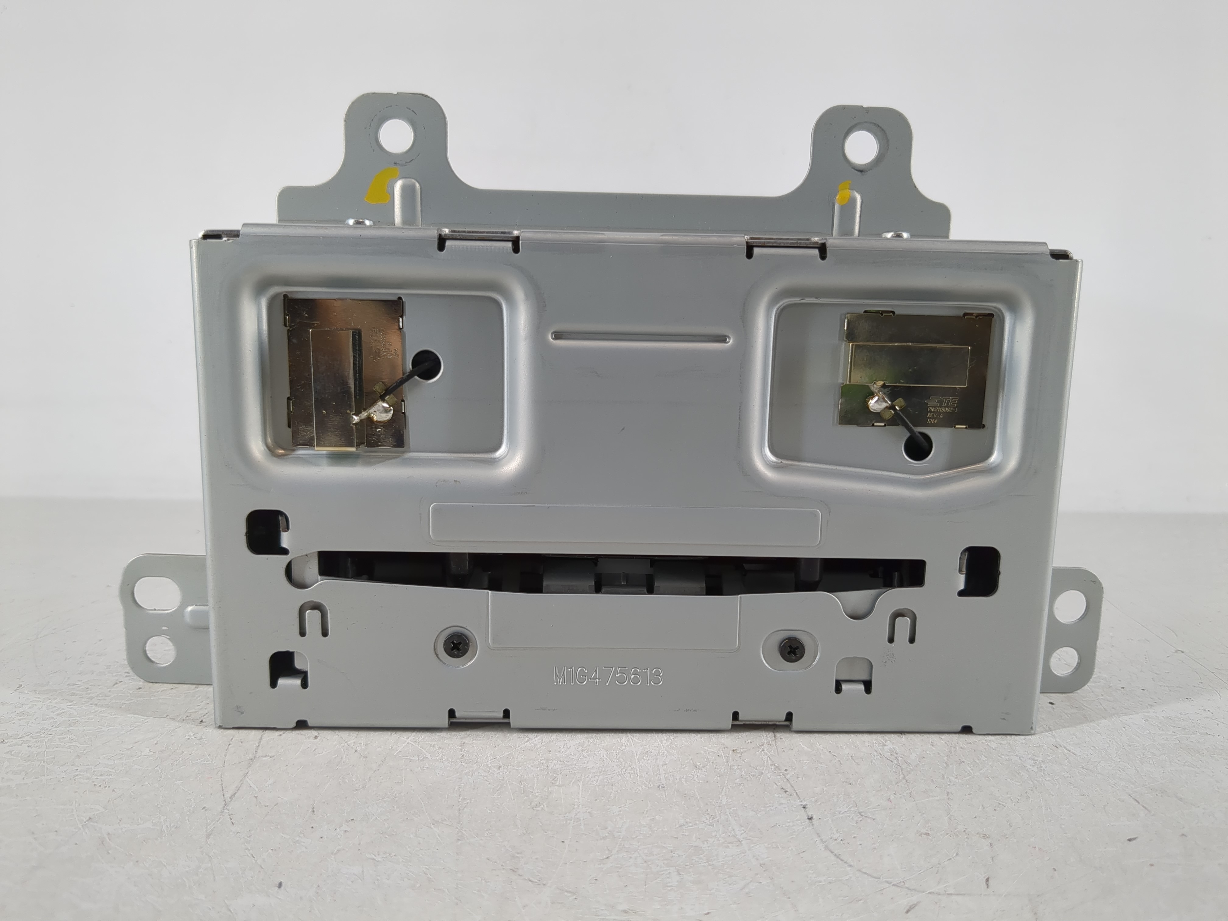 Picture of 2013-2014 Buick Encore Am Fm Cd Player Radio Receiver 1125897