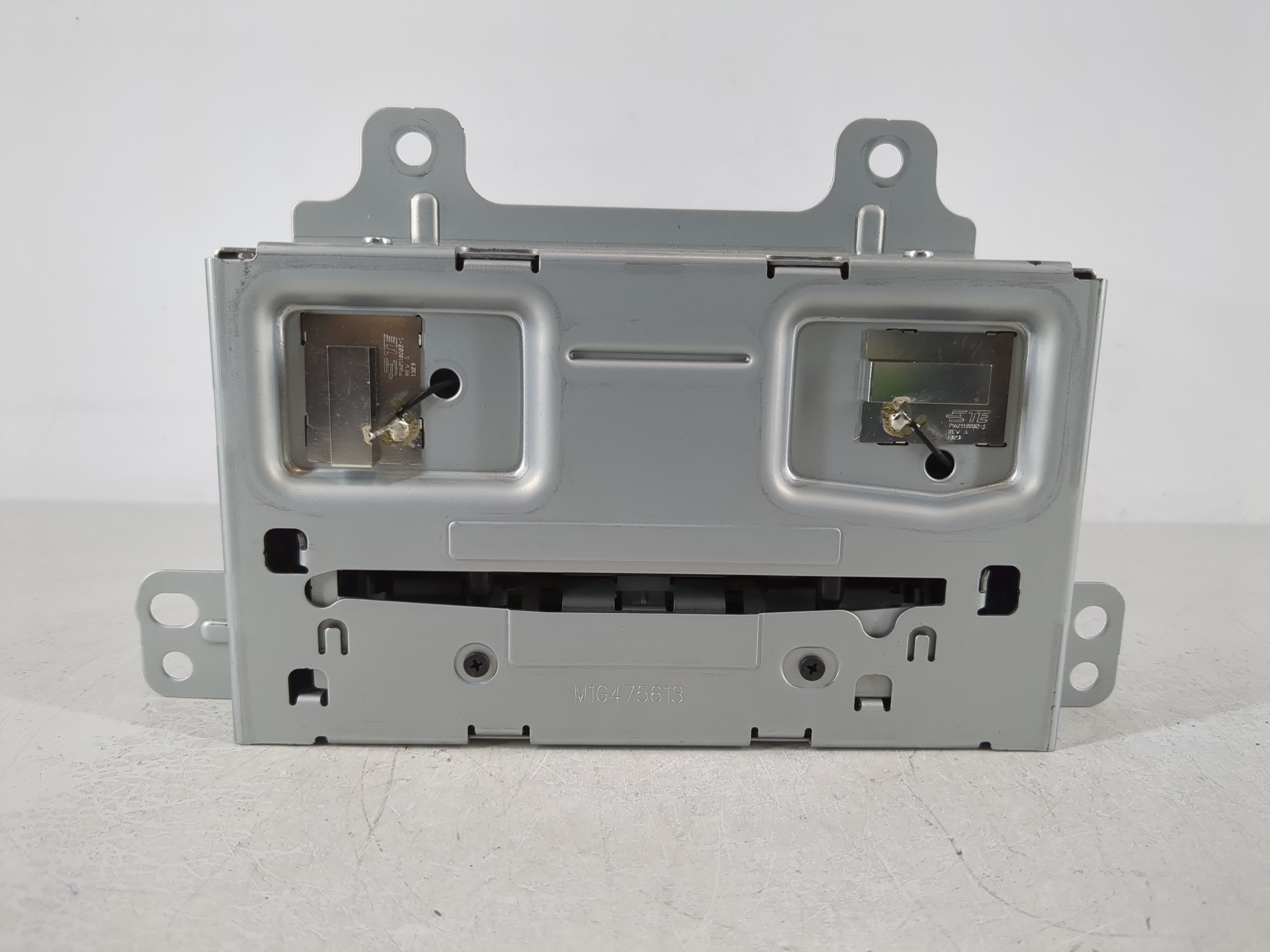 Picture of 2013-2014 Buick Encore Am Fm Cd Player Radio Receiver 1125899