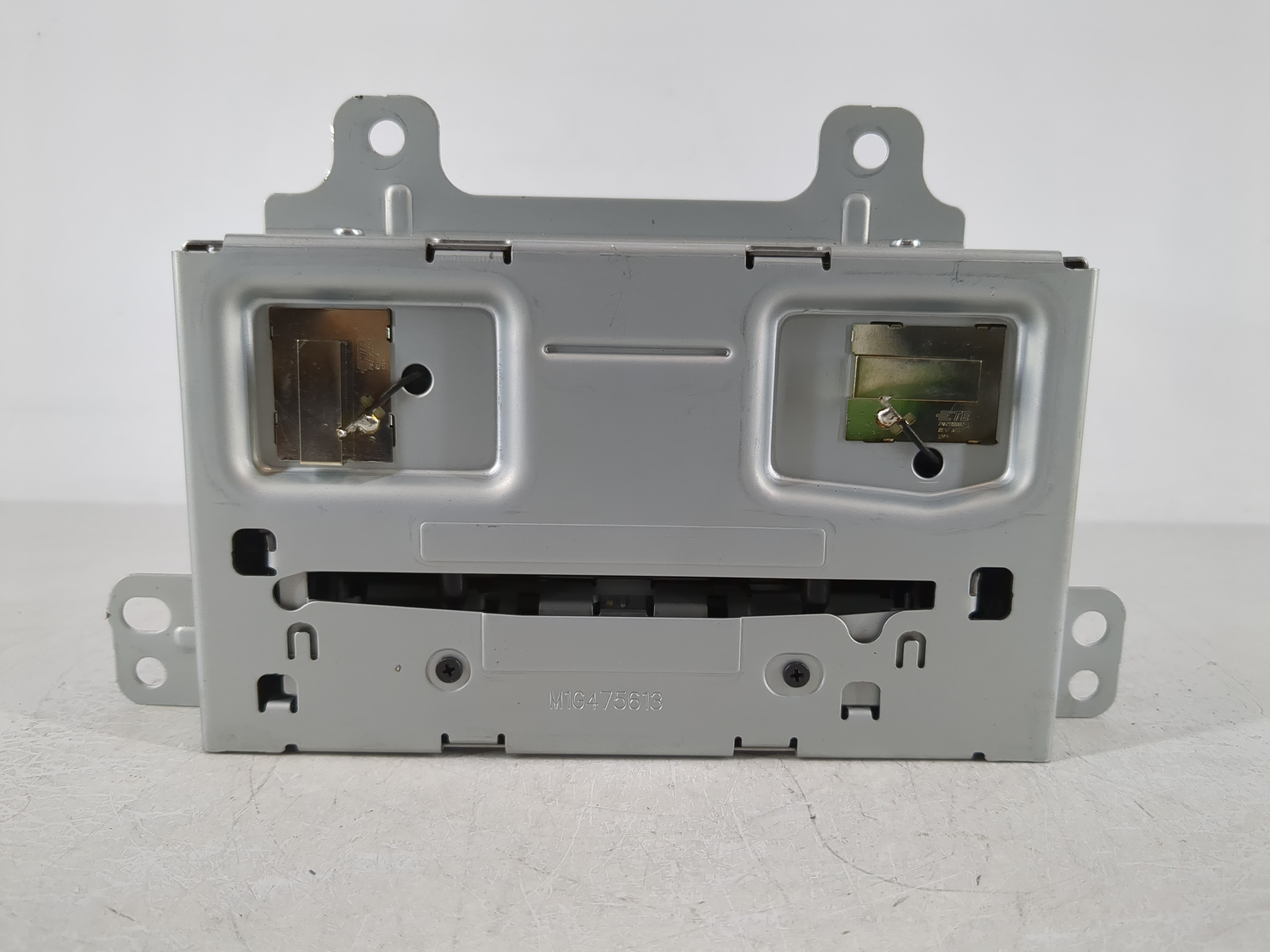 Picture of 2013-2014 Buick Encore Am Fm Cd Player Radio Receiver 1125903