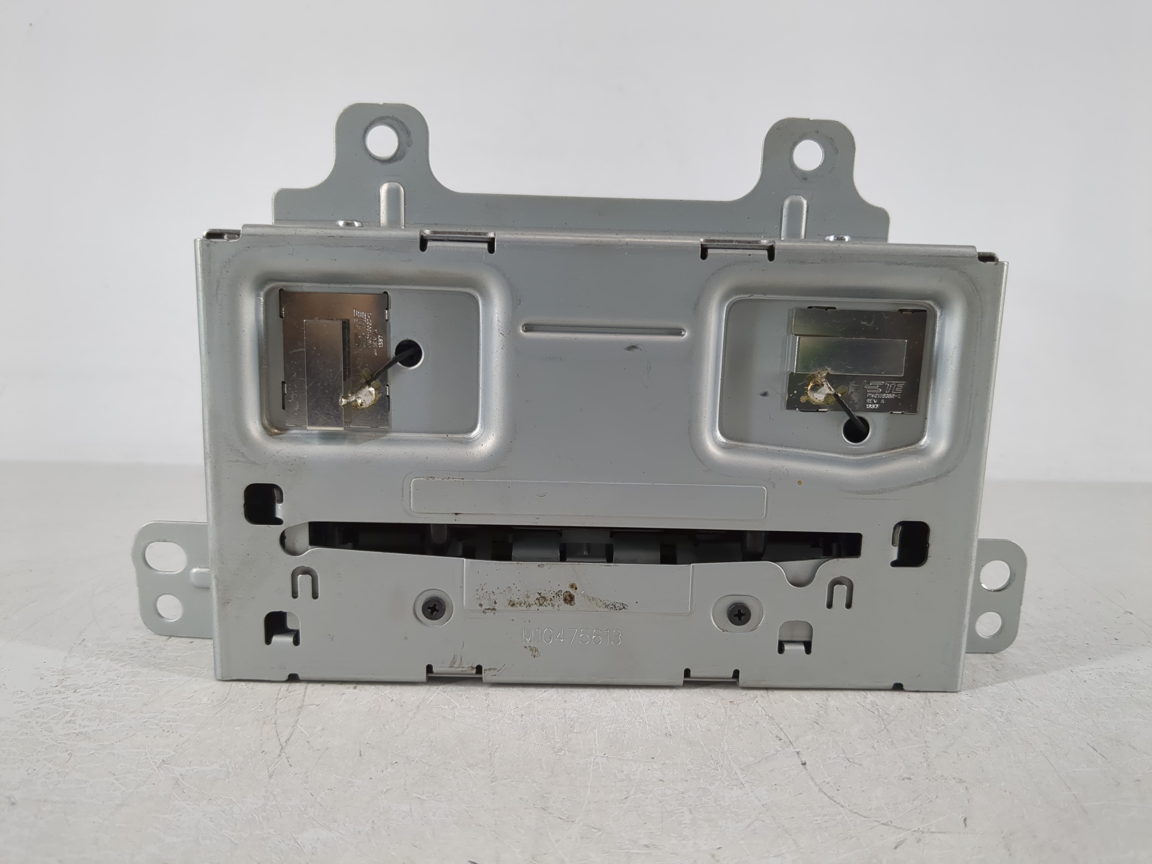 Picture of 2014-2014 Buick Verano Am Fm Cd Player Radio Receiver 1125904