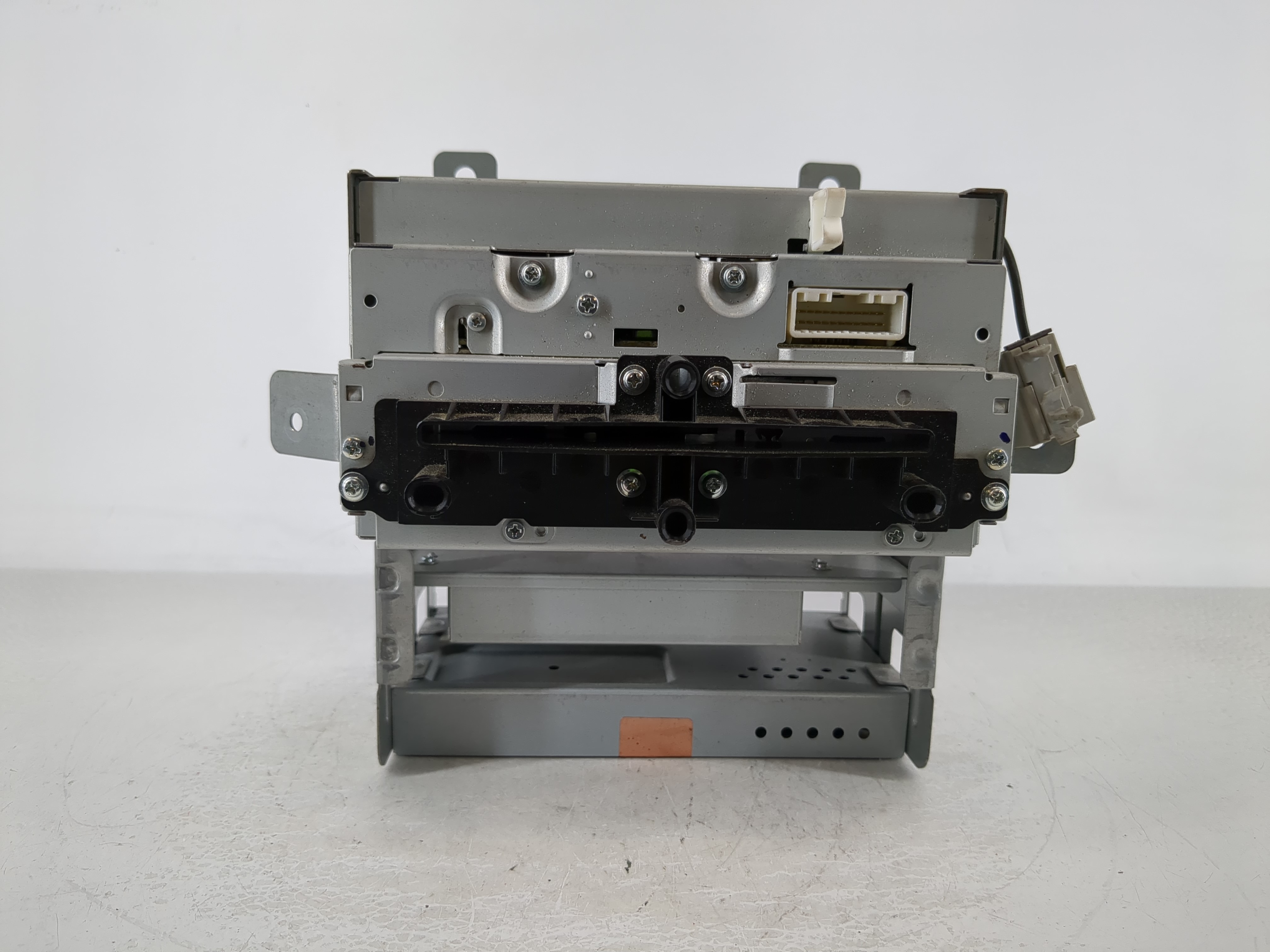 Picture of 2010-2014 Subaru Tribeca Am Fm Cd Player Radio Receiver 1125925