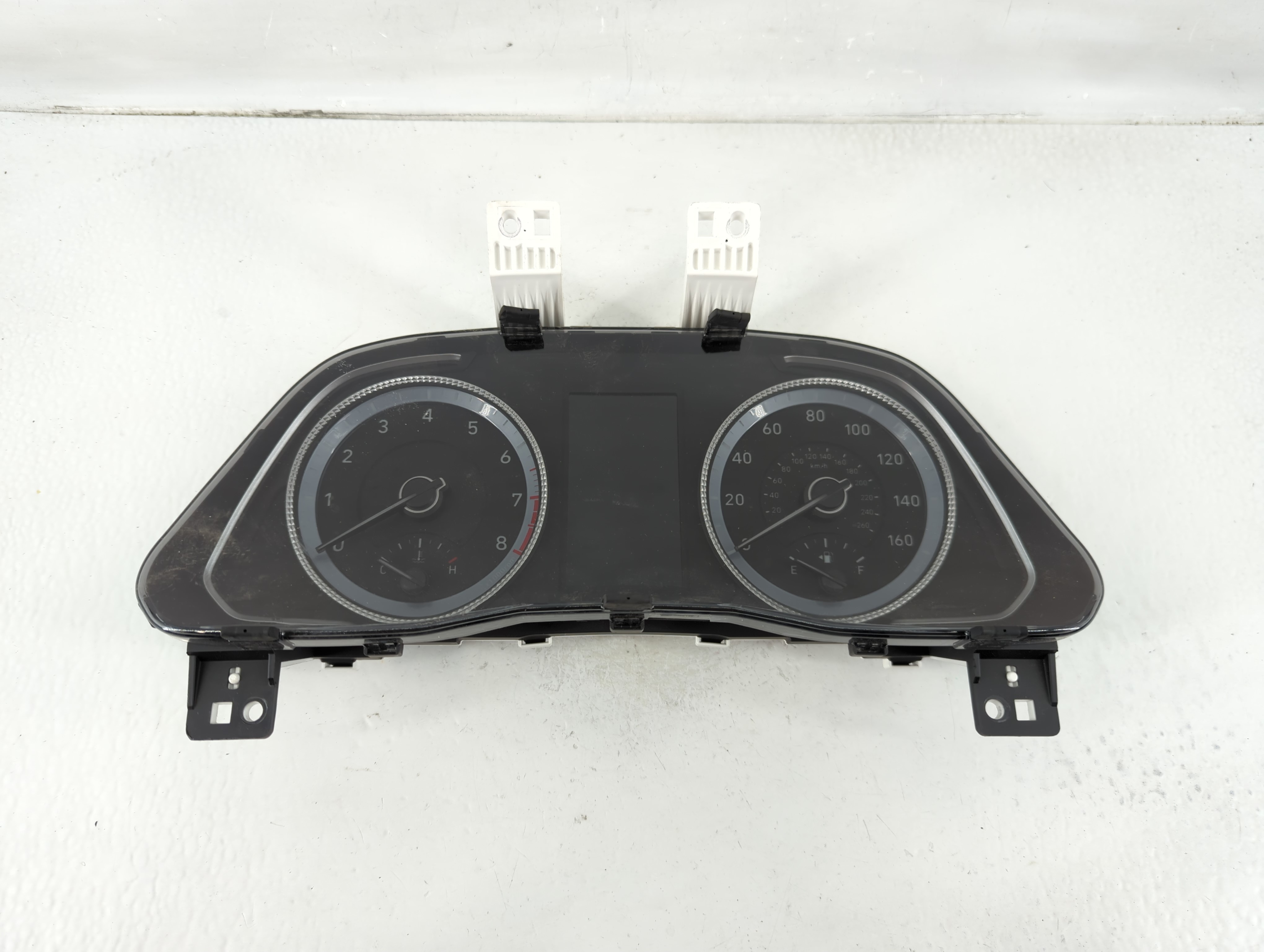Picture of 2023-2023 Hyundai Sonata Speedometer Instrument Cluster Gauges 1125936