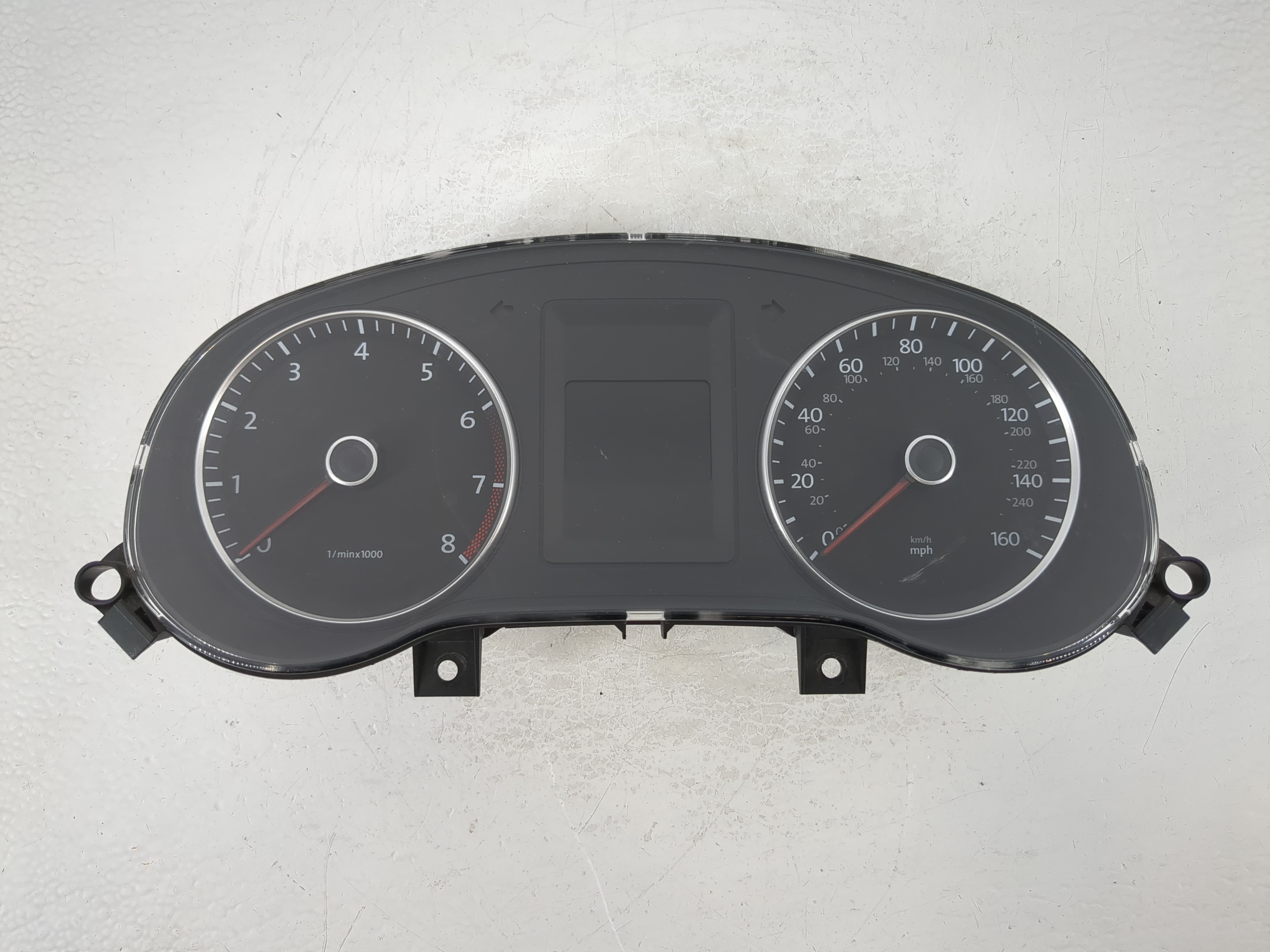 Picture of 2011-2012 Volkswagen Jetta Speedometer Instrument Cluster Gauges 1126035
