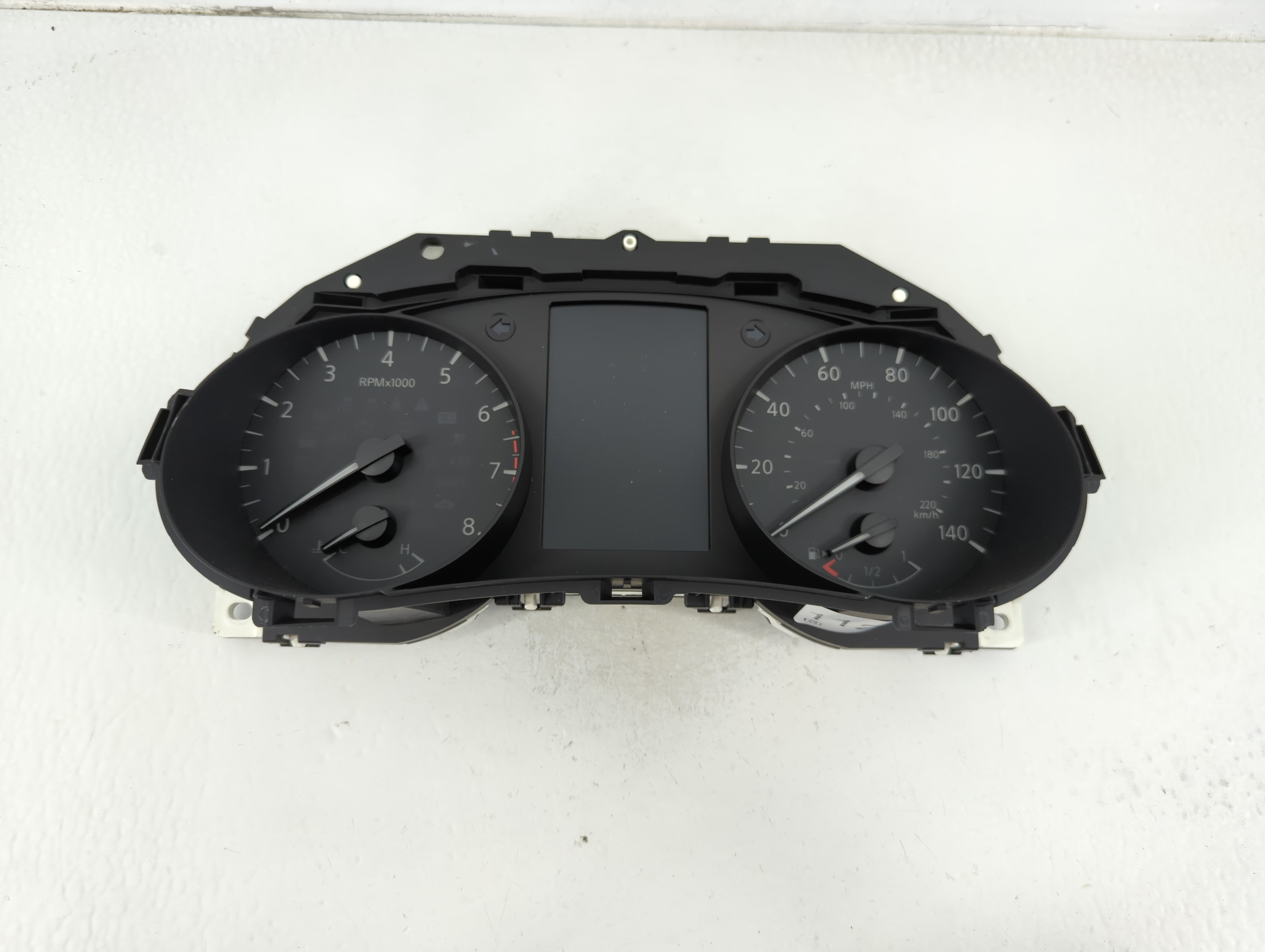 Picture of 2019-2020 Nissan Rogue Speedometer Instrument Cluster Gauges 5ht0a/r0v6 1126042