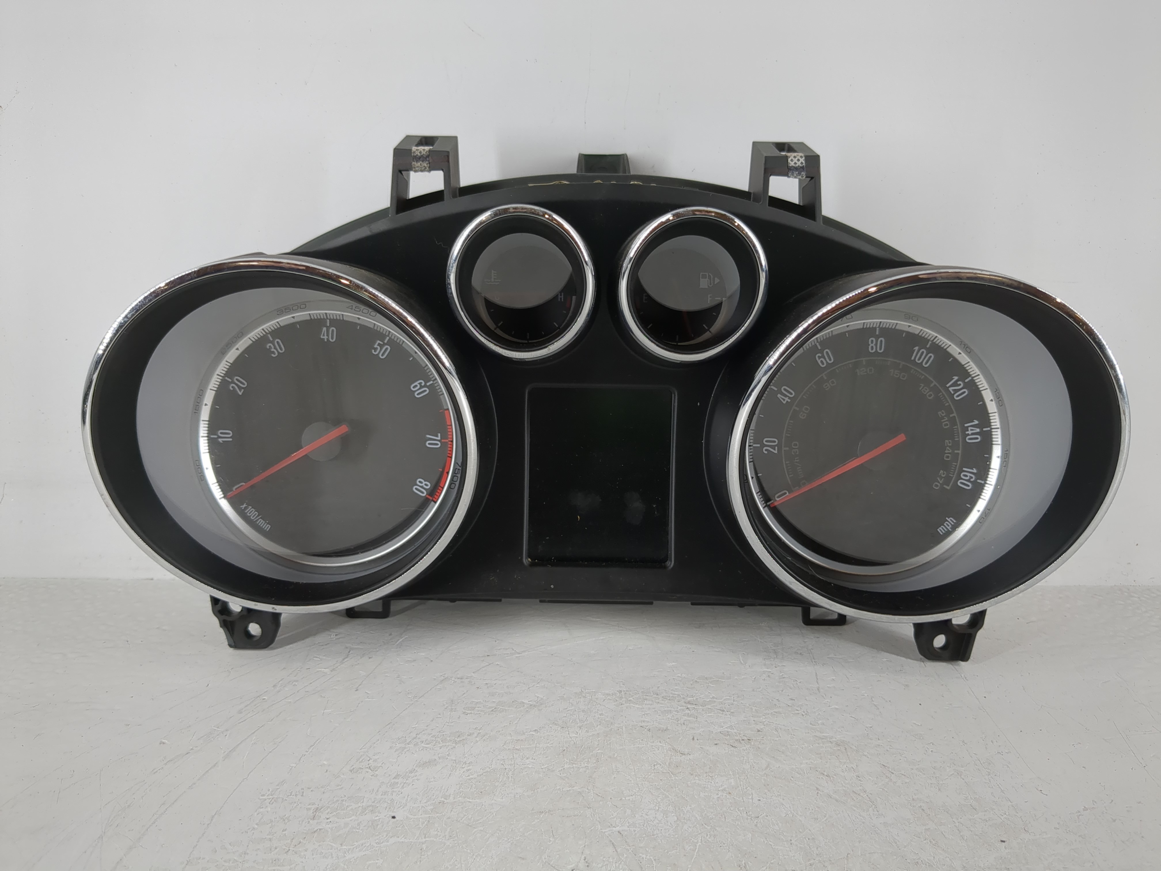 Picture of 2013-2013 Buick Encore Speedometer Instrument Cluster Gauges 95136693 1126055