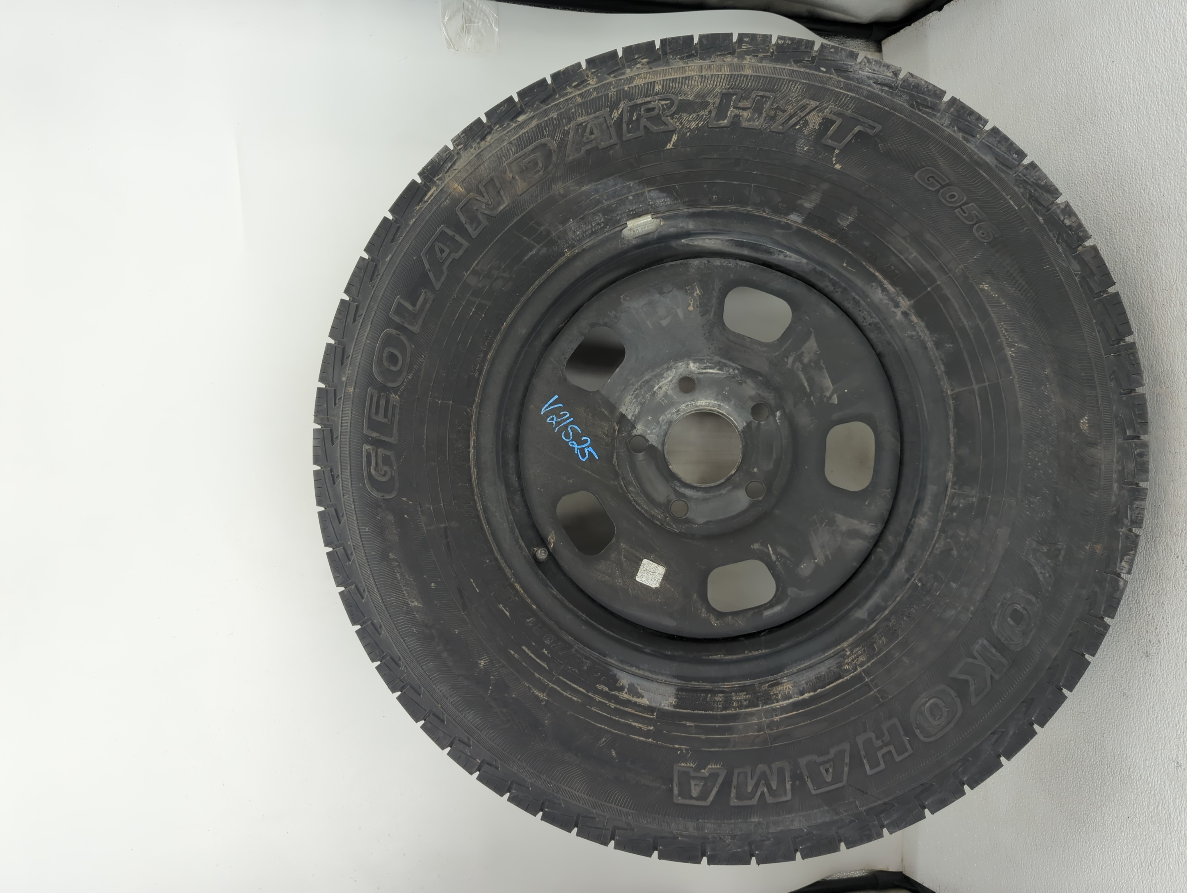 Picture of Dodge Ram 1500 Spare Donut Tire Wheel Rim Oem 1126099