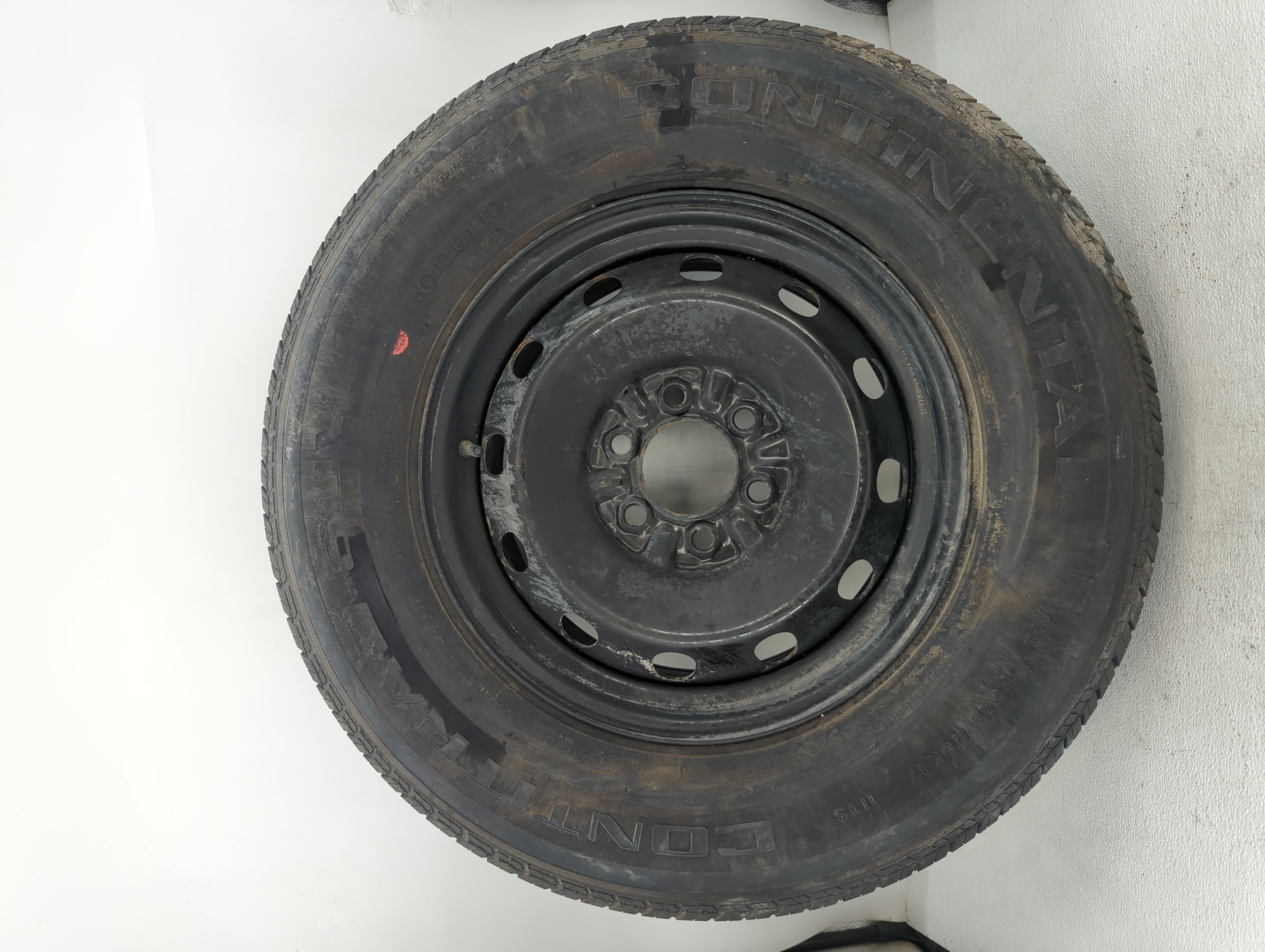 Picture of Lincoln Navigator Spare Donut Tire Wheel Rim Oem 1126130