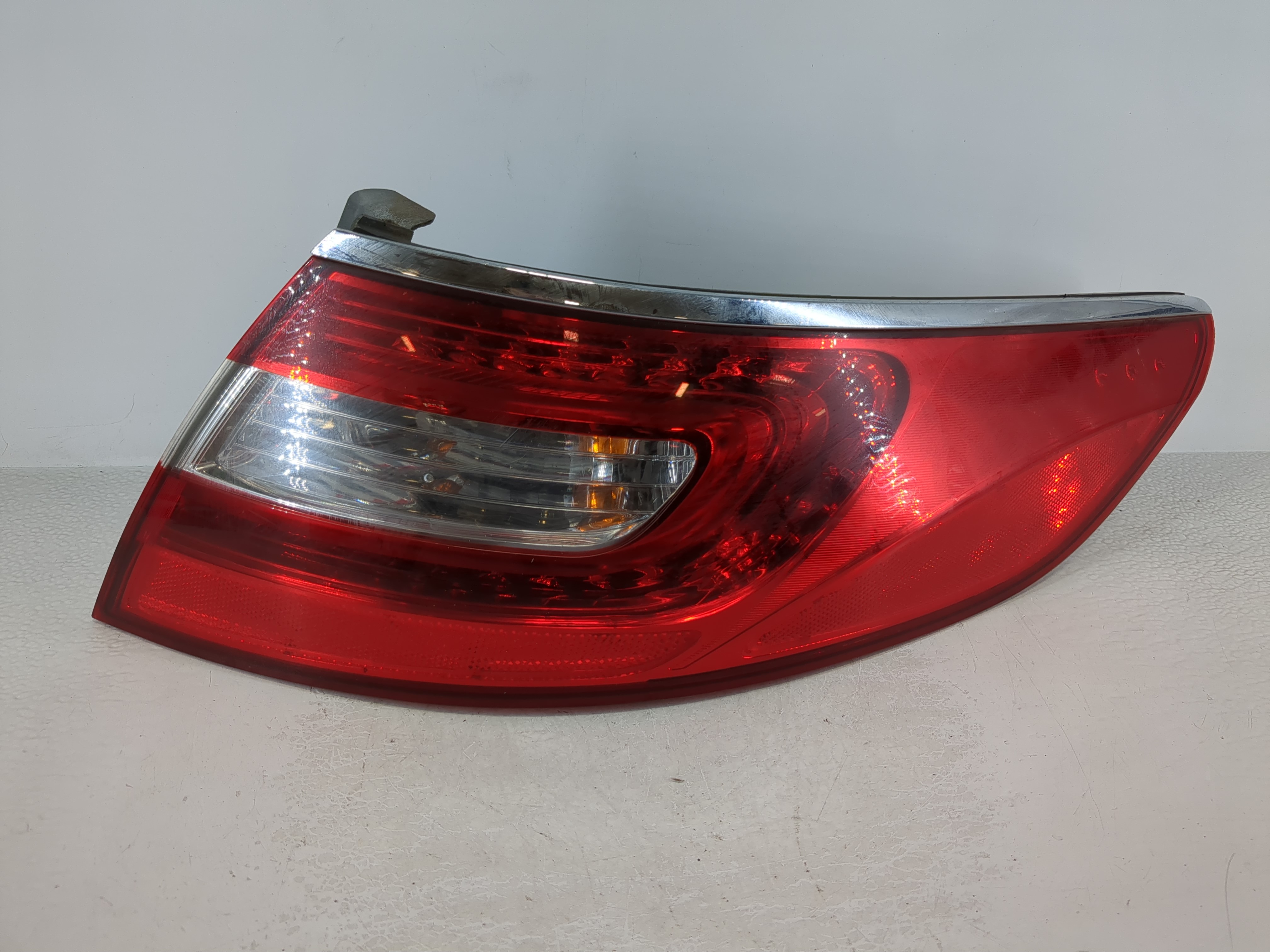 2012-2017 Hyundai Azera Passenger Right Side Tail Light Taillight Oem 1126374 - Oemusedautoparts1.com