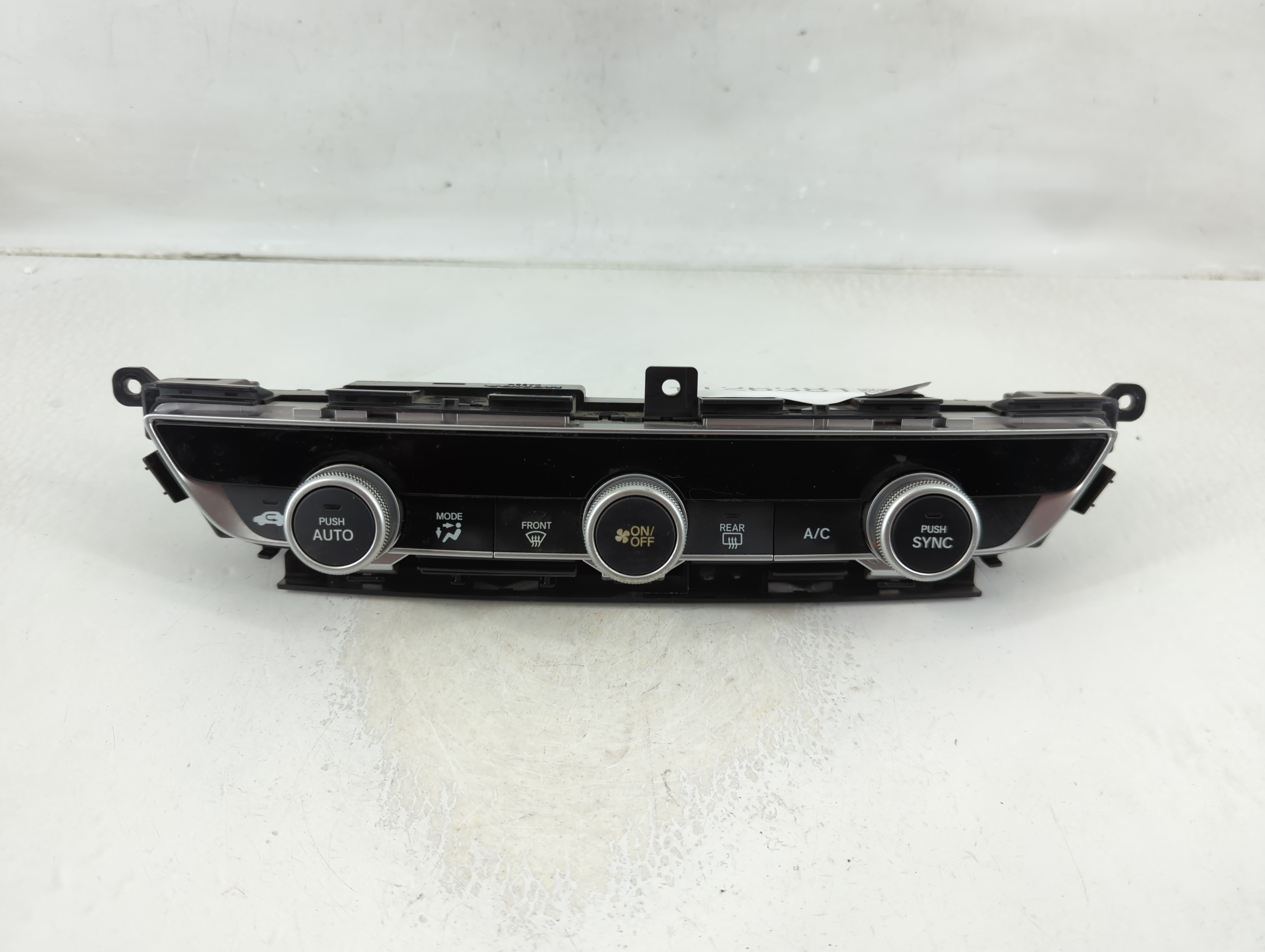 2018-2020 Honda Accord Ac Heater Climate Control 79610tvaa016m1 1126381 - Oemusedautoparts1.com