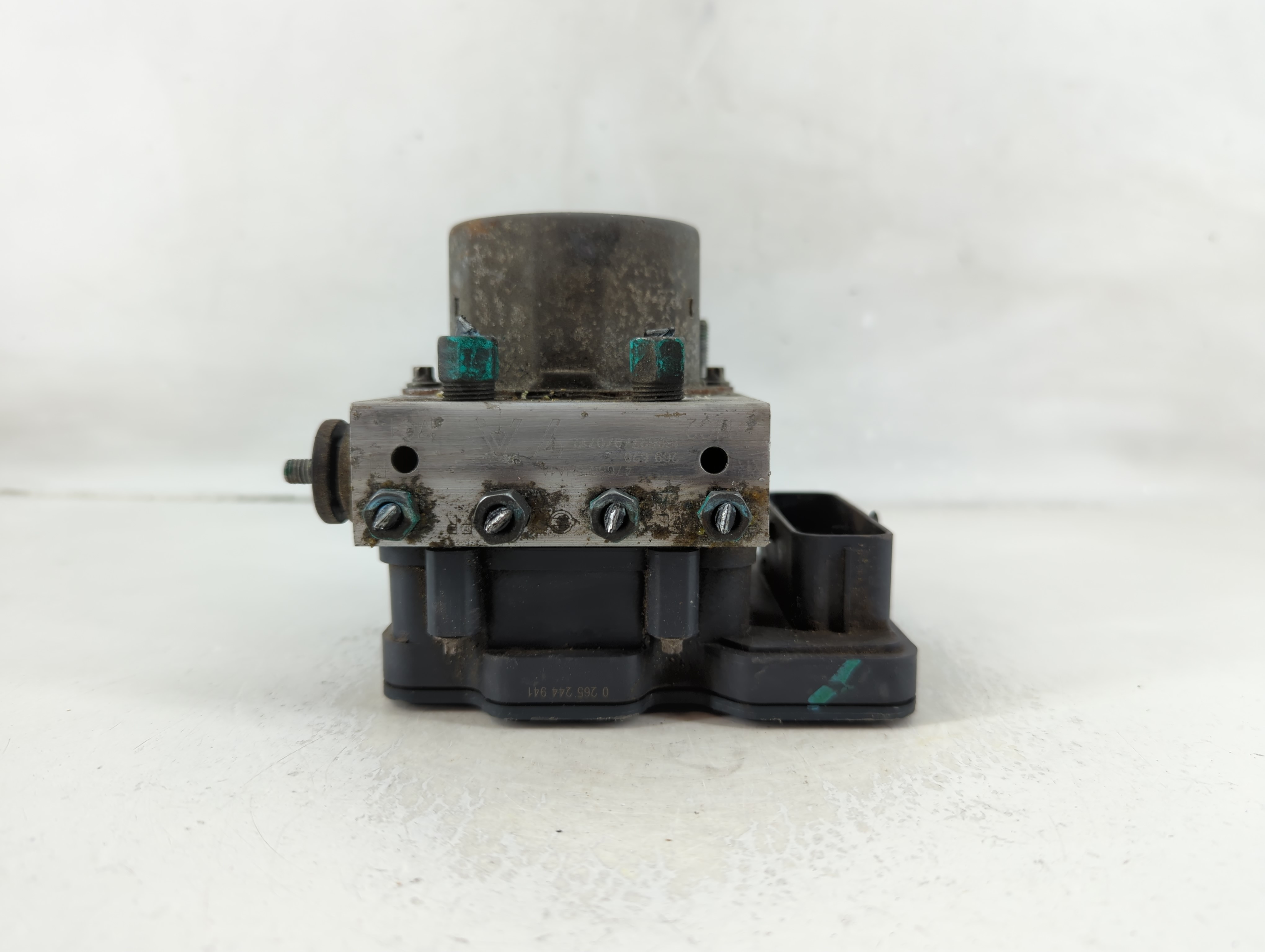 Picture of 2015-2016 Nissan Rogue Abs Pump Control Module 1126417