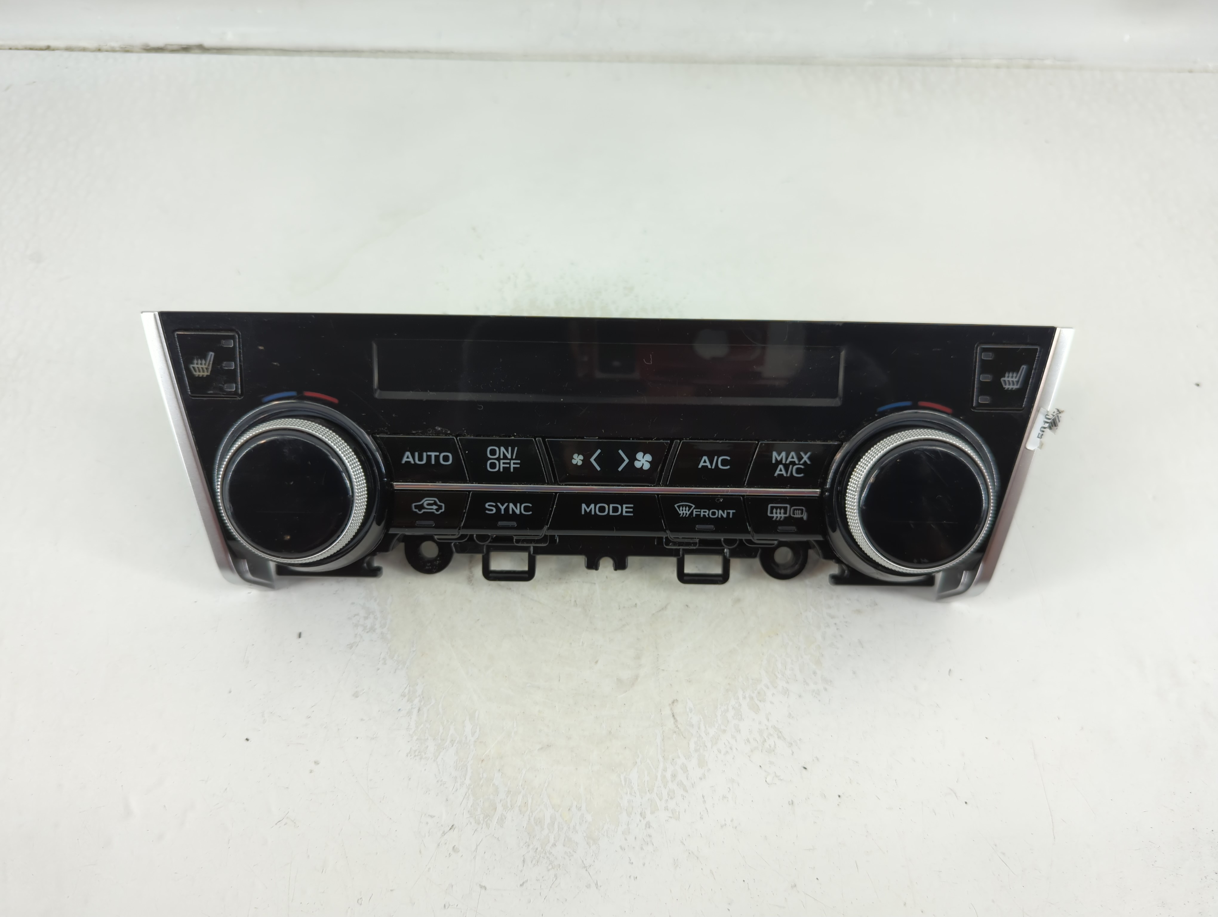 2018-2019 Subaru Legacy Ac Heater Climate Control 72511al32a 1126421 - Oemusedautoparts1.com