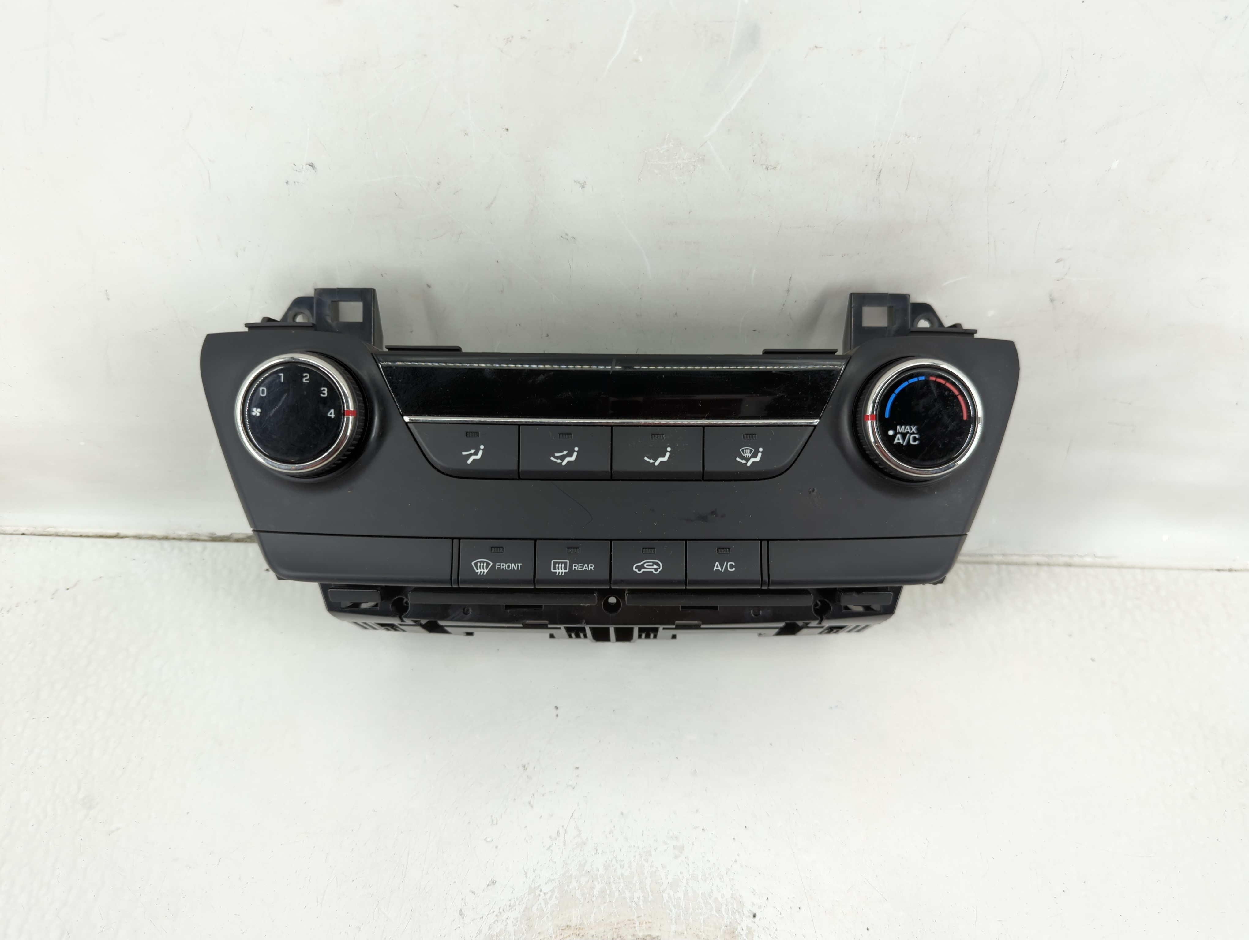 2016-2018 Hyundai Tucson Ac Heater Climate Control 97250-d3110 1126425 - Oemusedautoparts1.com
