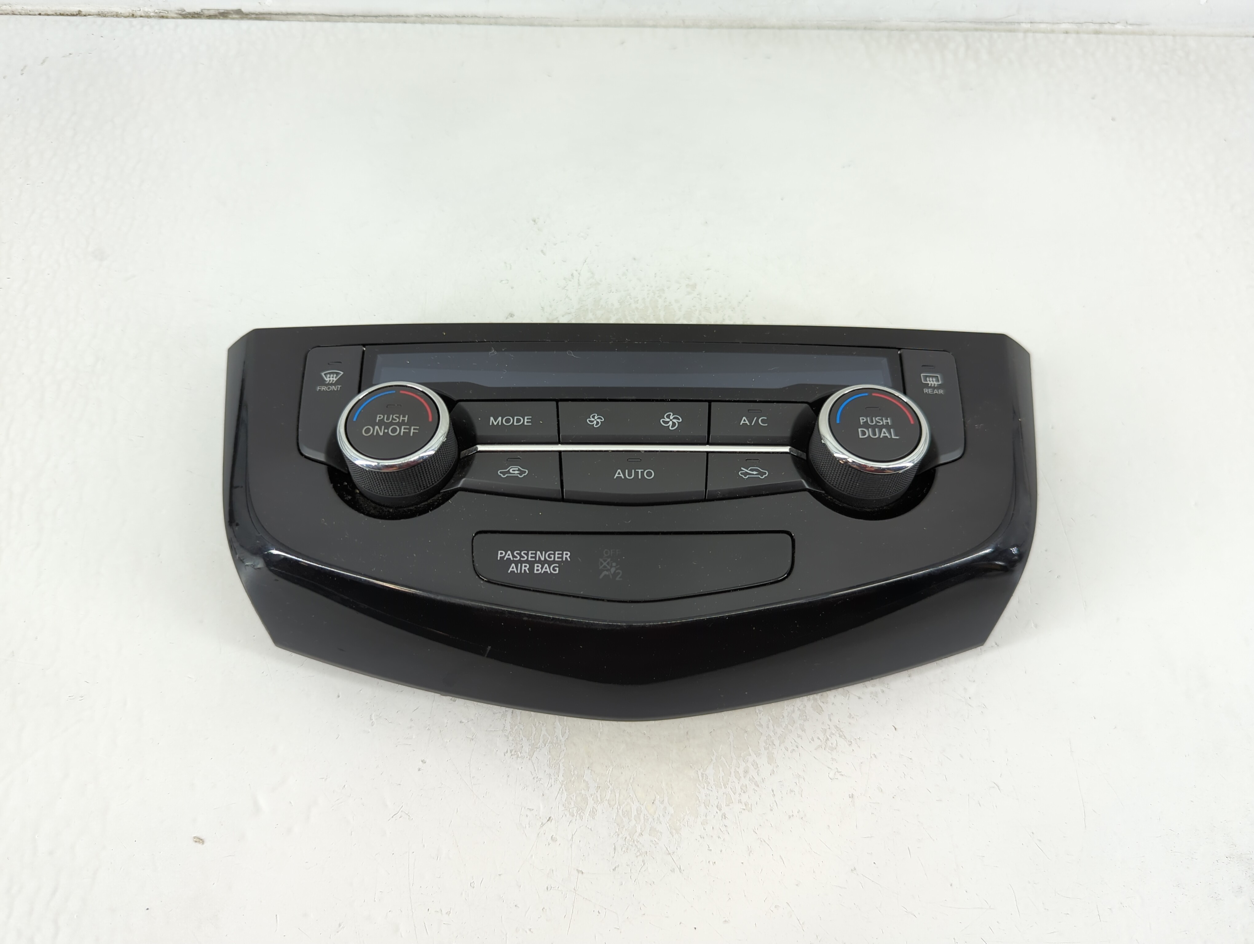 2017-2020 Nissan Rogue Ac Heater Climate Control 27500 7fe0a 1126428 - Oemusedautoparts1.com