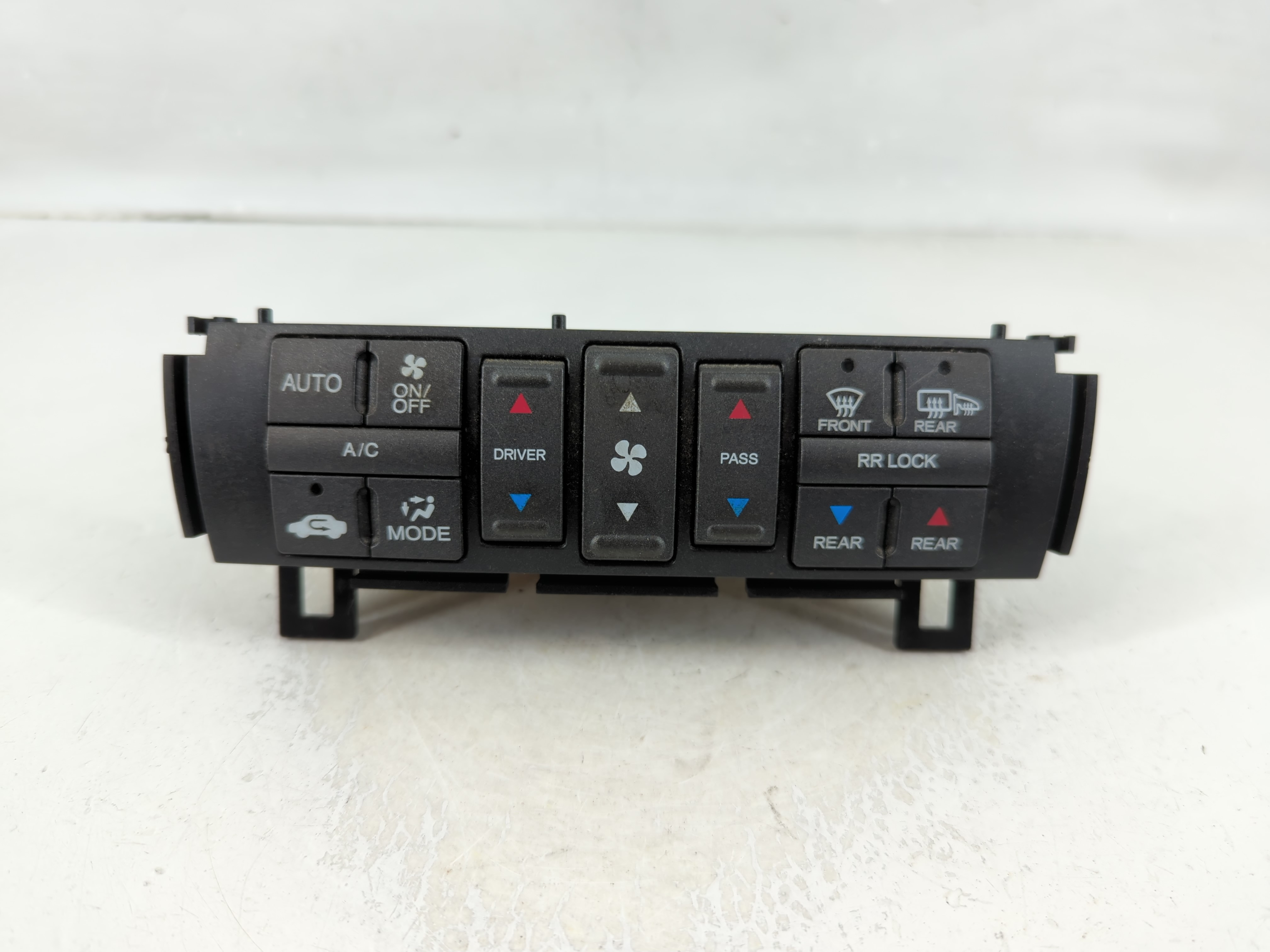 2009-2011 Honda Pilot Ac Heater Climate Control Temperature Oem 1126486 - Oemusedautoparts1.com