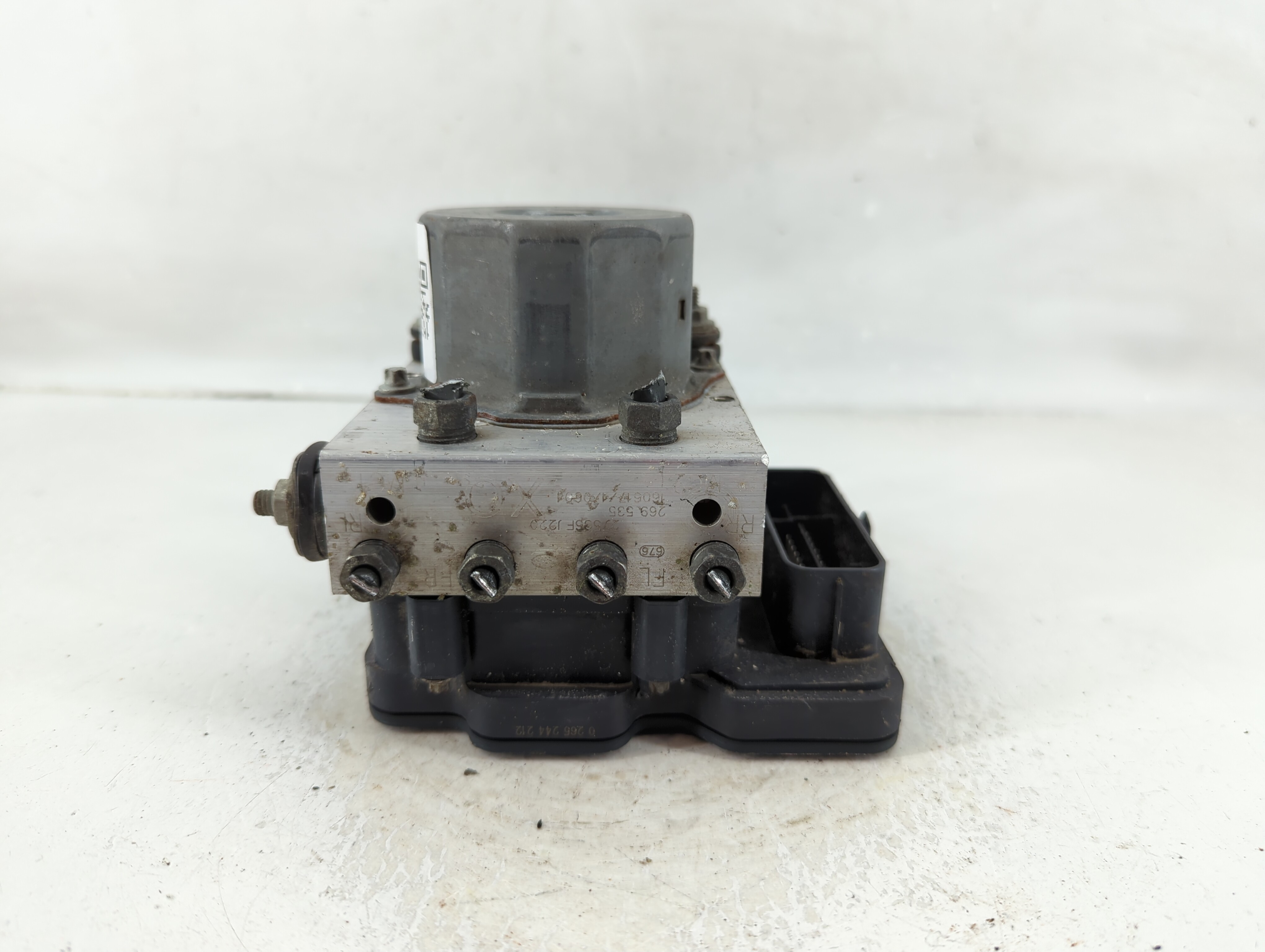 Picture of Subaru Xv Abs Pump Control Module 1126882