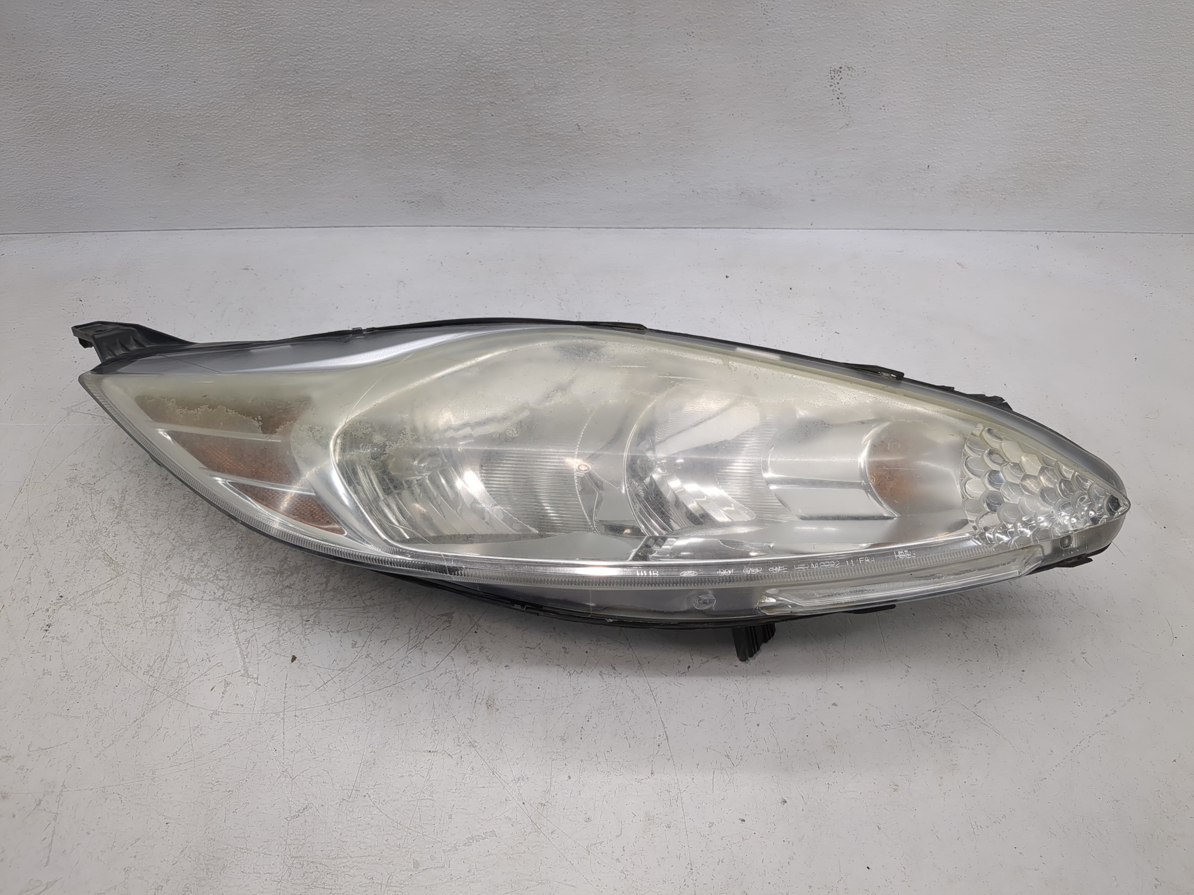 Picture of 2011-2013 Ford Fiesta Passenger Right Oem Head Light Headlight Lamp 1126924