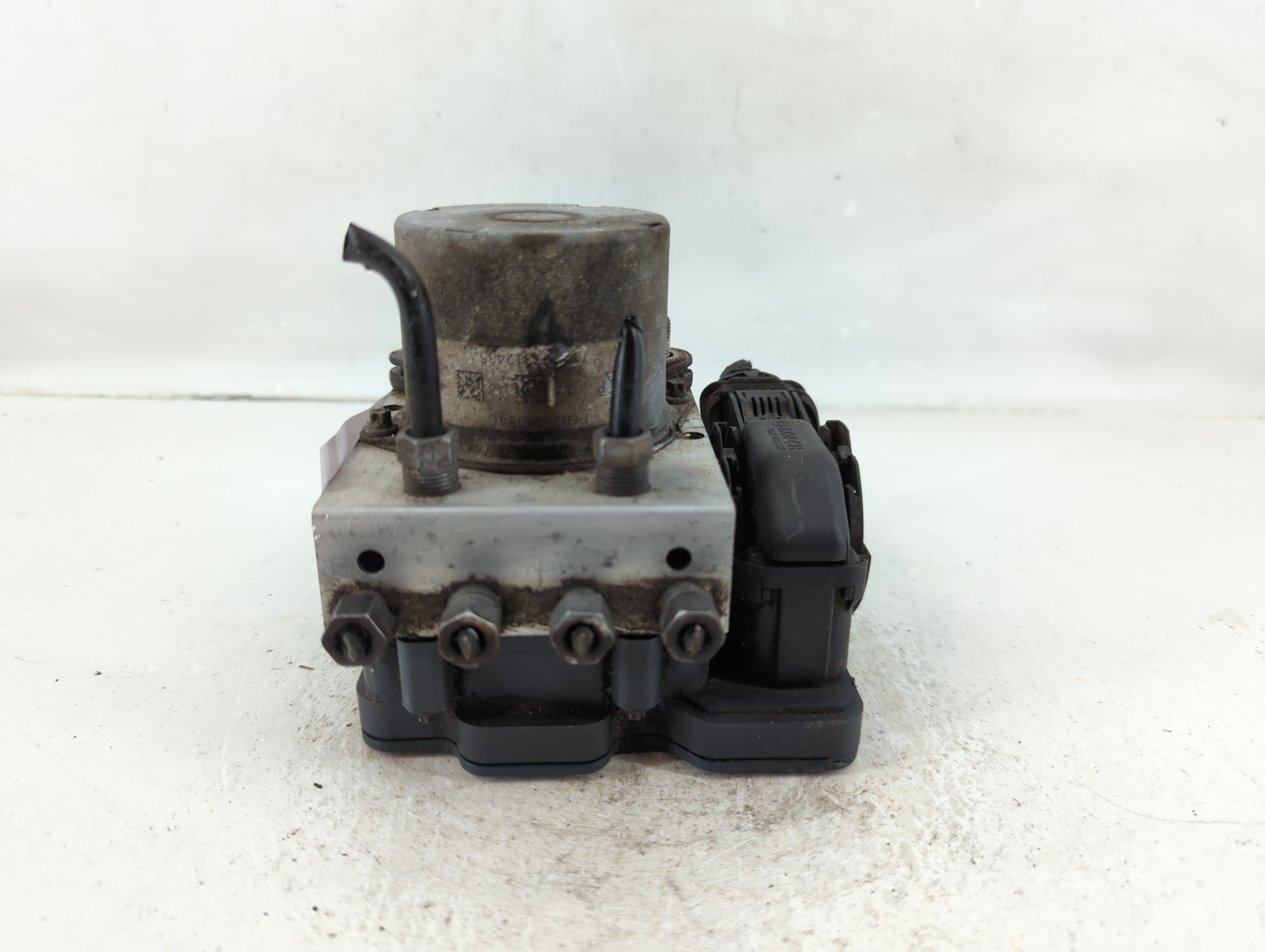 Picture of Dodge Caravan Abs Pump Control Module 1126937