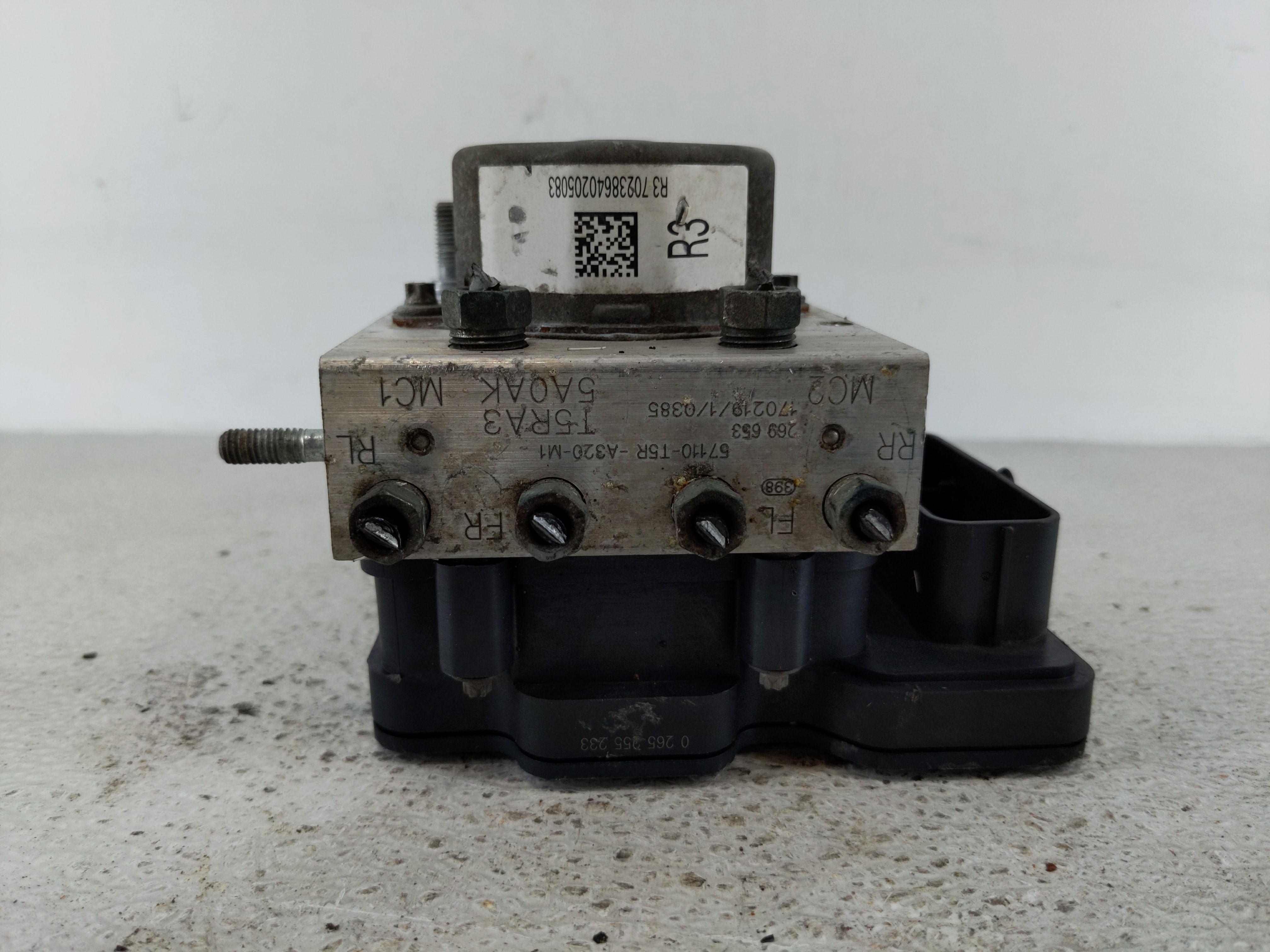 Picture of 2015-2020 Honda Fit Abs Pump Control Module 1126977