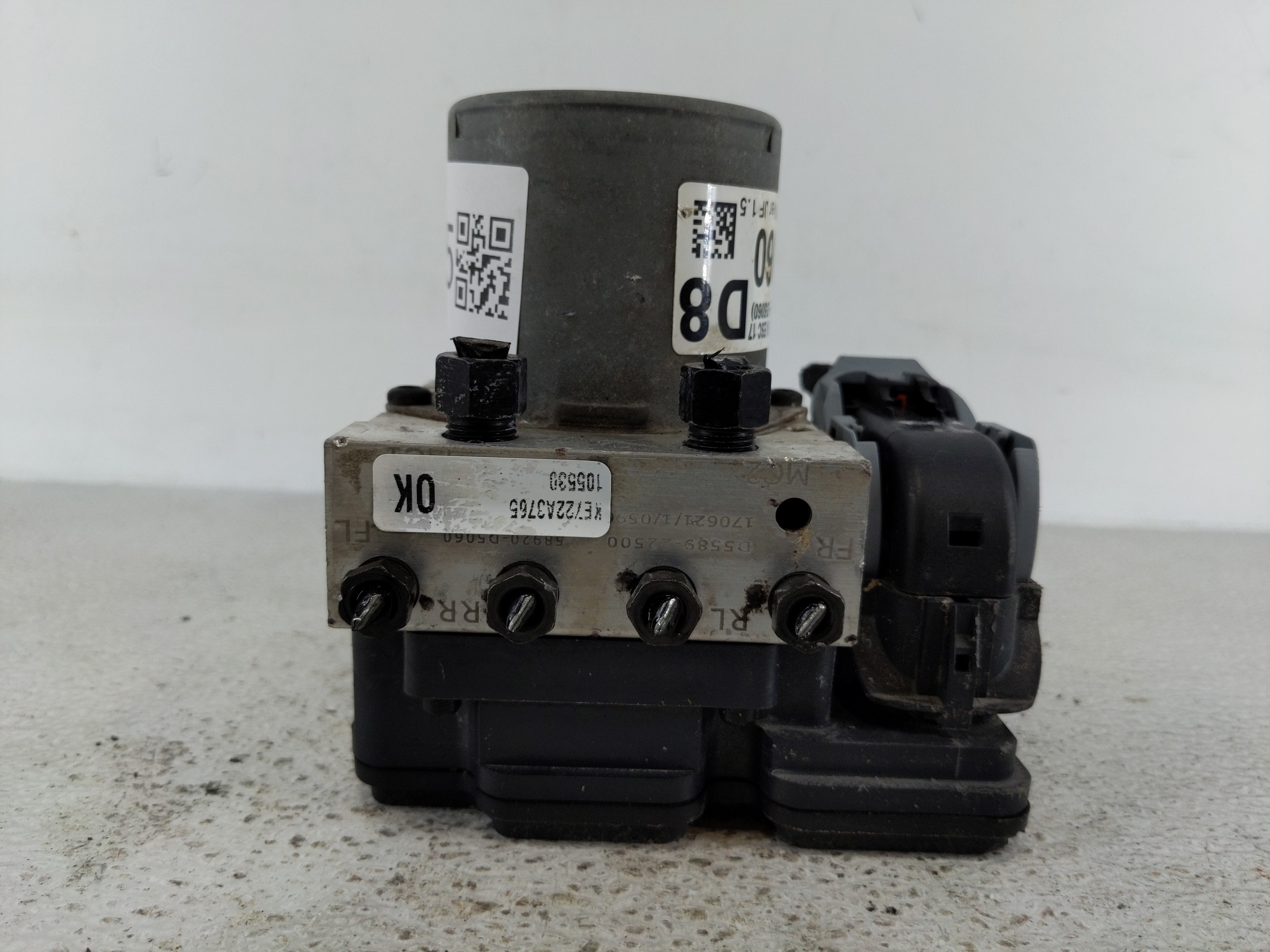 Picture of 2016-2016 Kia Optima Abs Pump Control Module 1126985