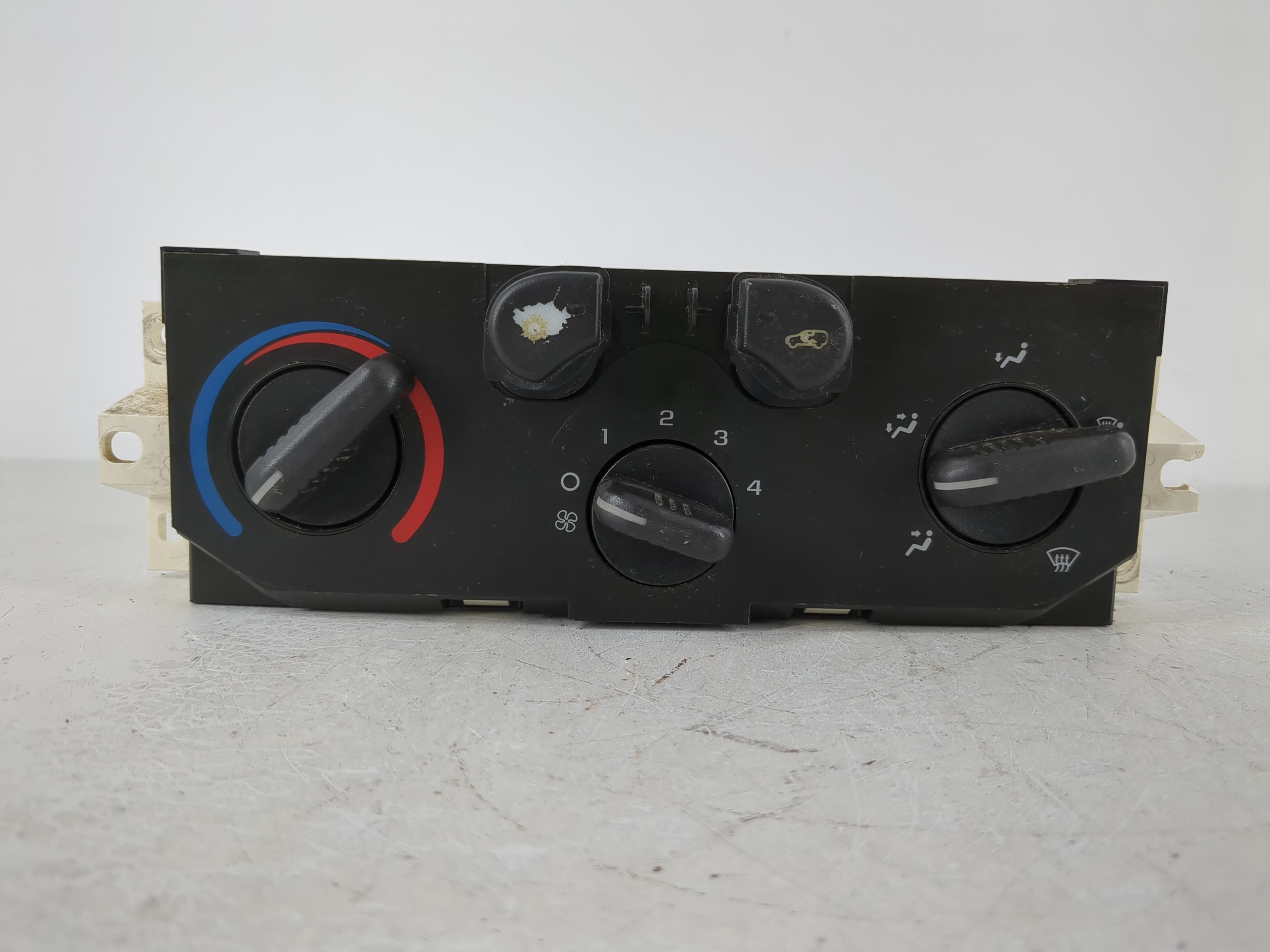 Picture of 2004-2005 Gmc Canyon Ac Heater Roof Climate Control 15858833 1126987