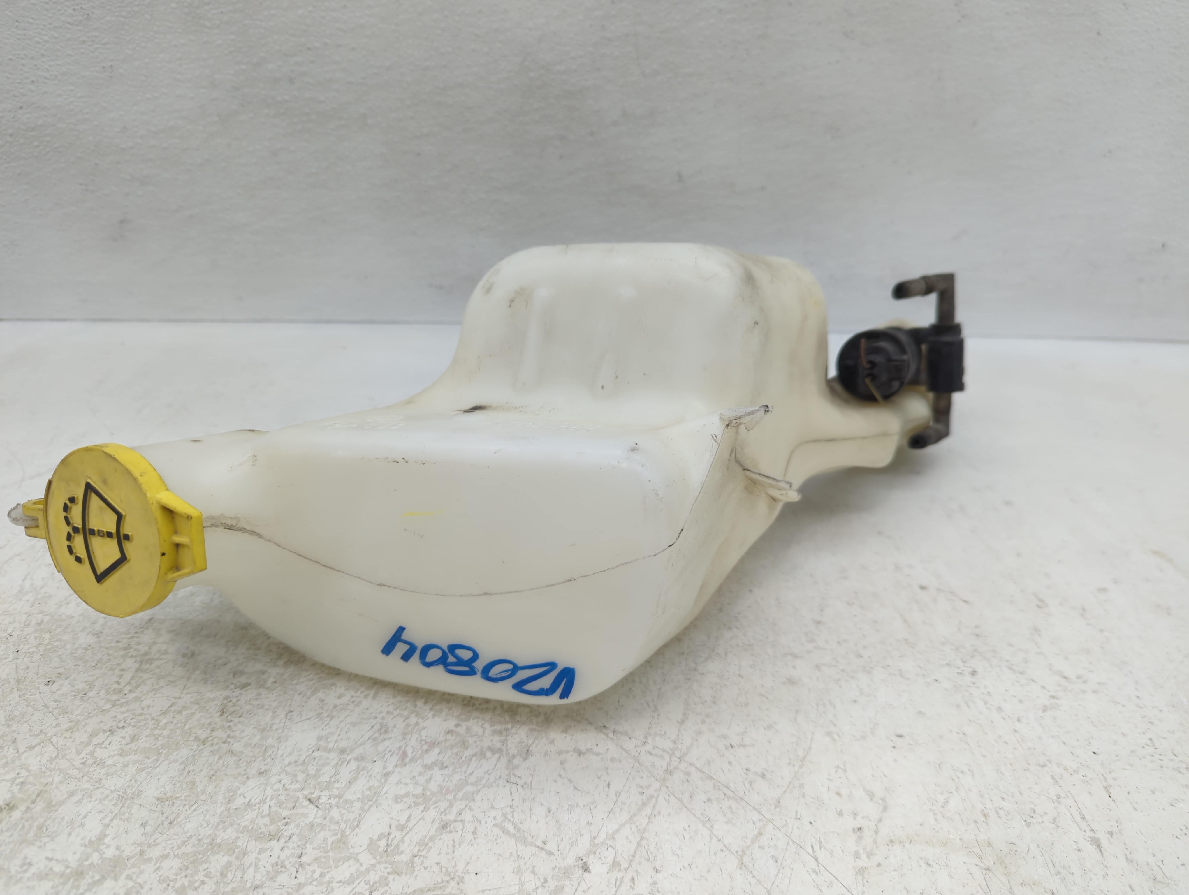 Picture of 2007-2017 Jeep Patriot Windshield Washer Fluid Reservoir Bottle Oem 1127155