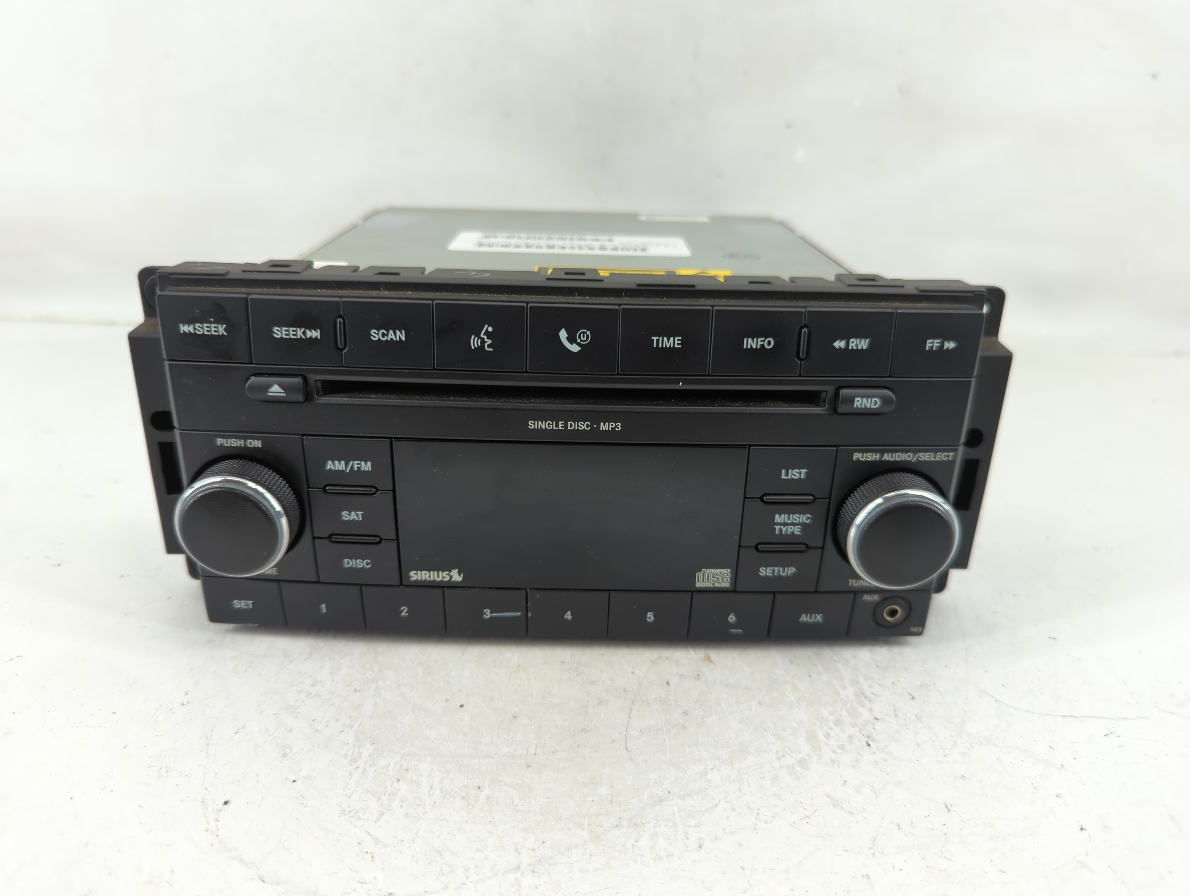 Picture of 2008-2010 Dodge Charger Am Fm Cd Player Radio Receiver 1127160
