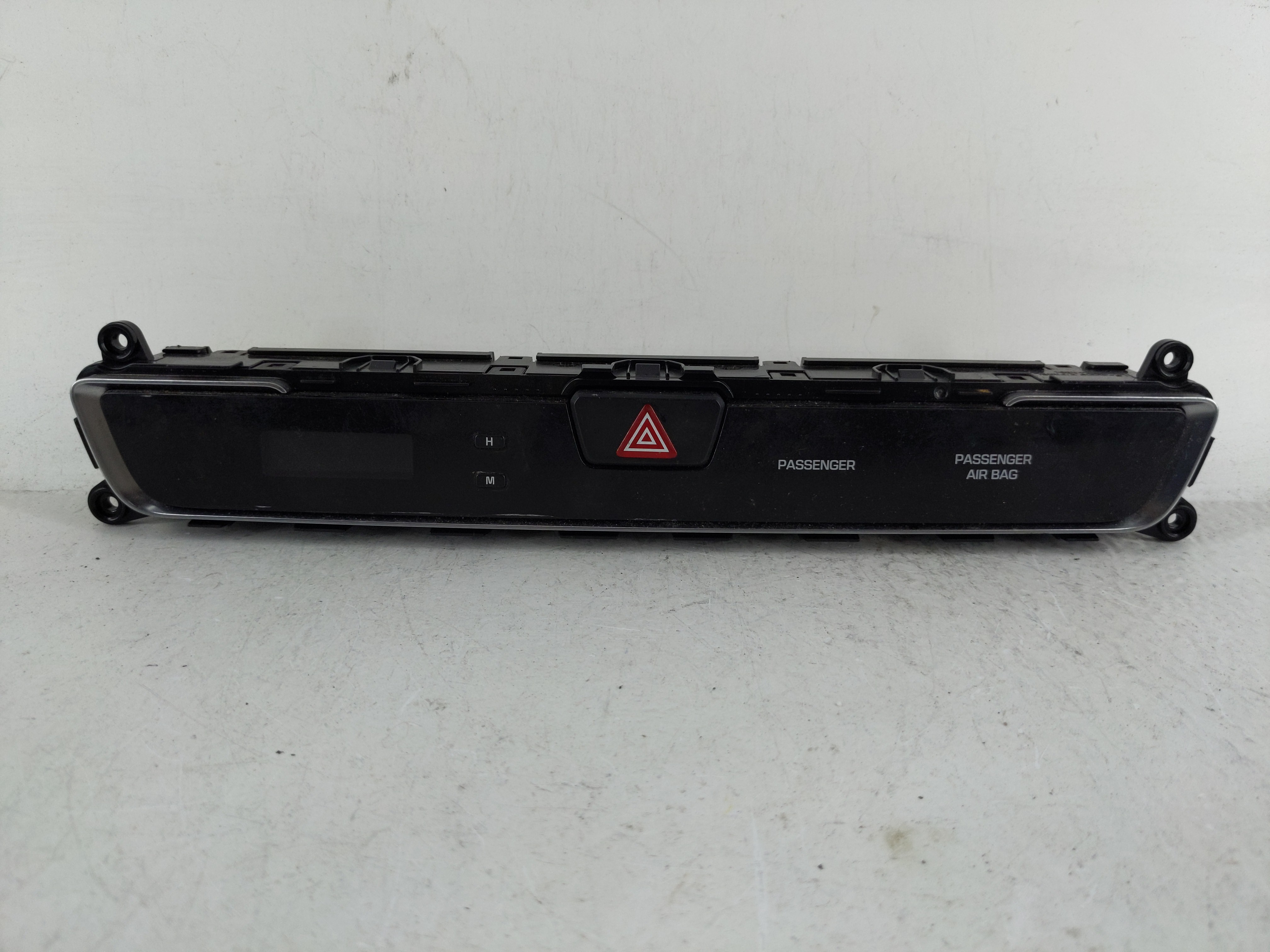 2016-2017 Hyundai Sonata Ac Heater Climate Control 94510-c2500 1127187 - Oemusedautoparts1.com