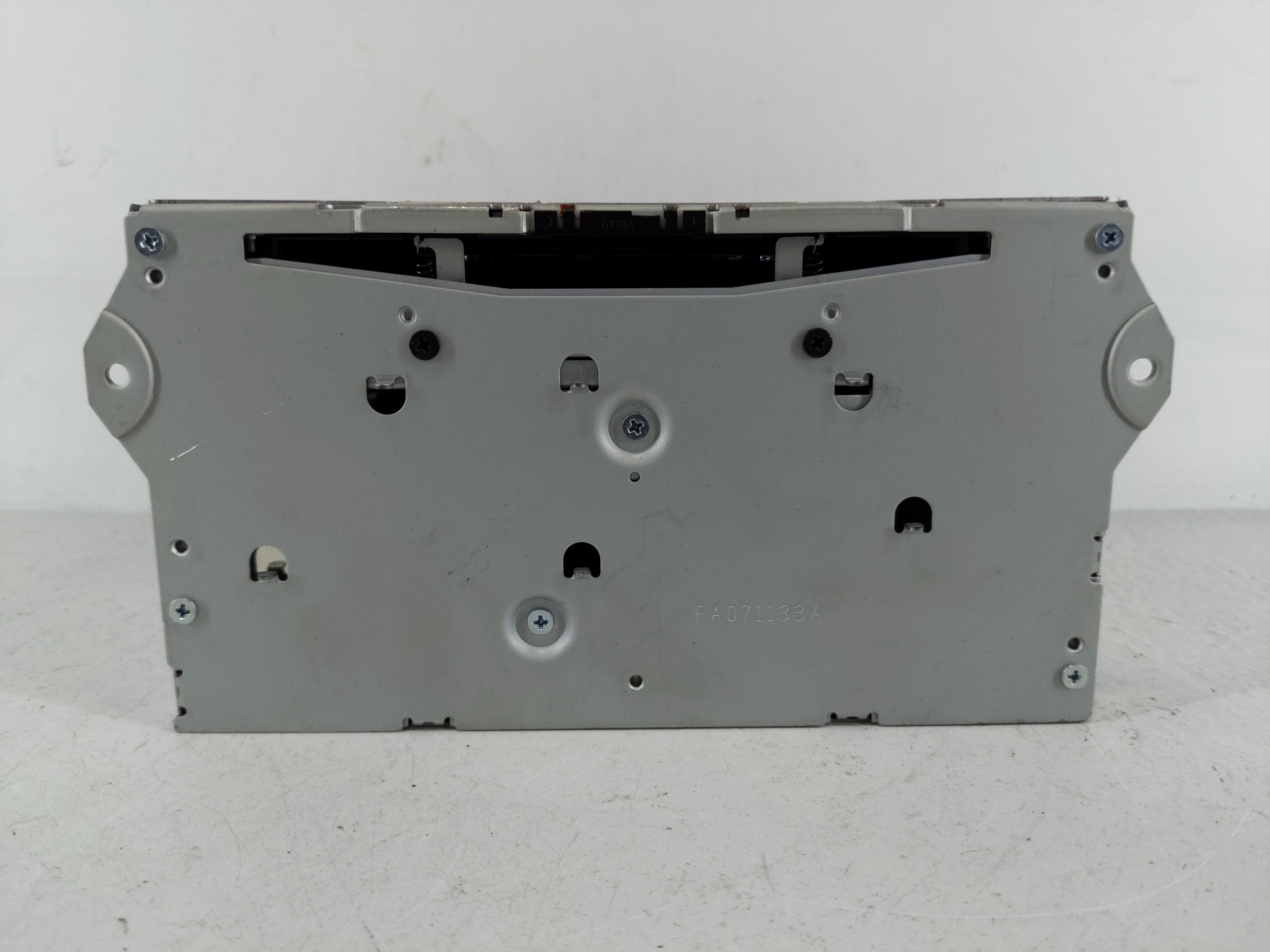 Picture of 2015-2016 Nissan Pathfinder Am Fm Cd Player Radio Receiver 1127216