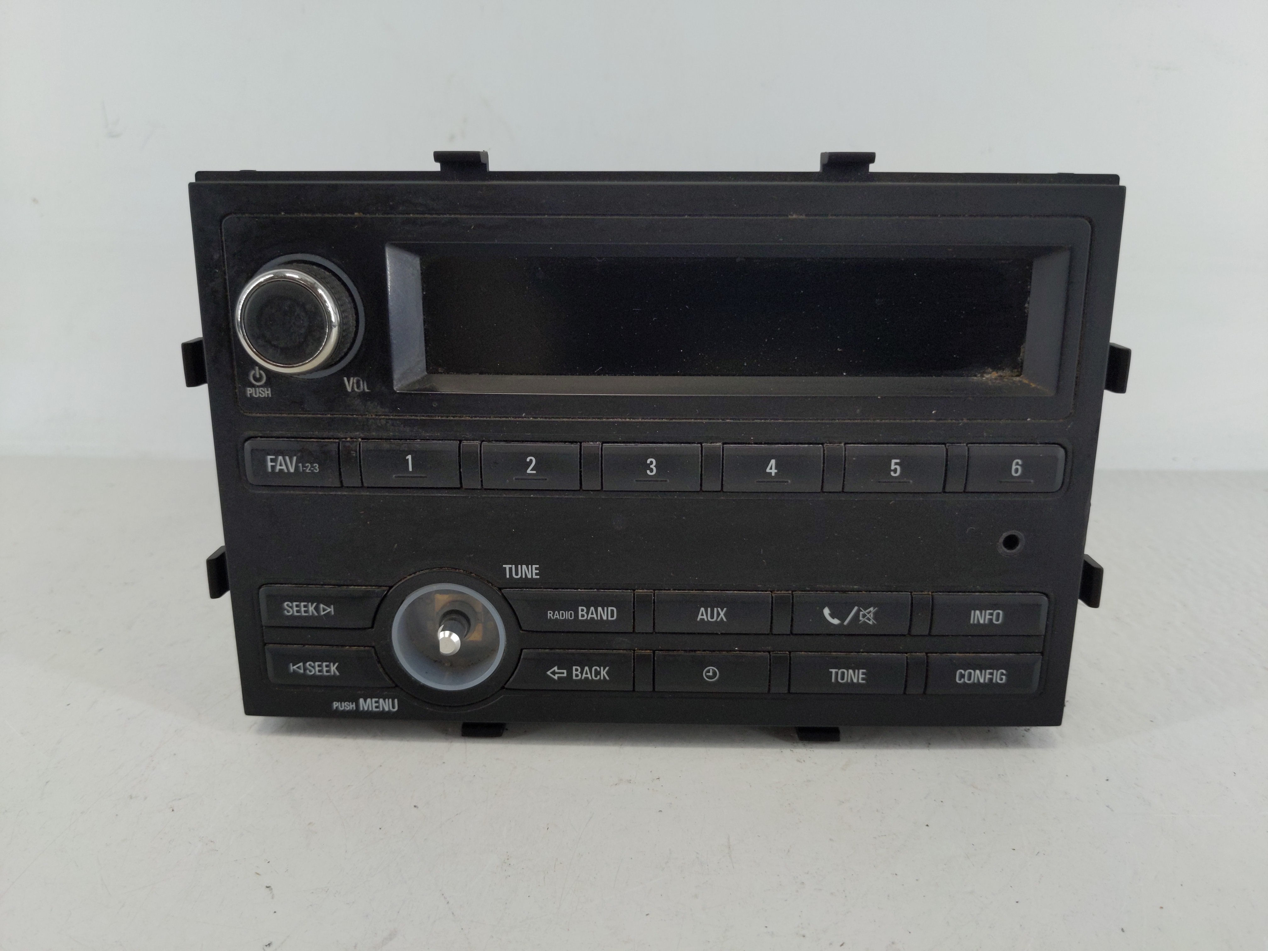 2013-2013 Chevrolet Sonic Am Fm Cd Player Radio Receiver 1127272 - Oemusedautoparts1.com