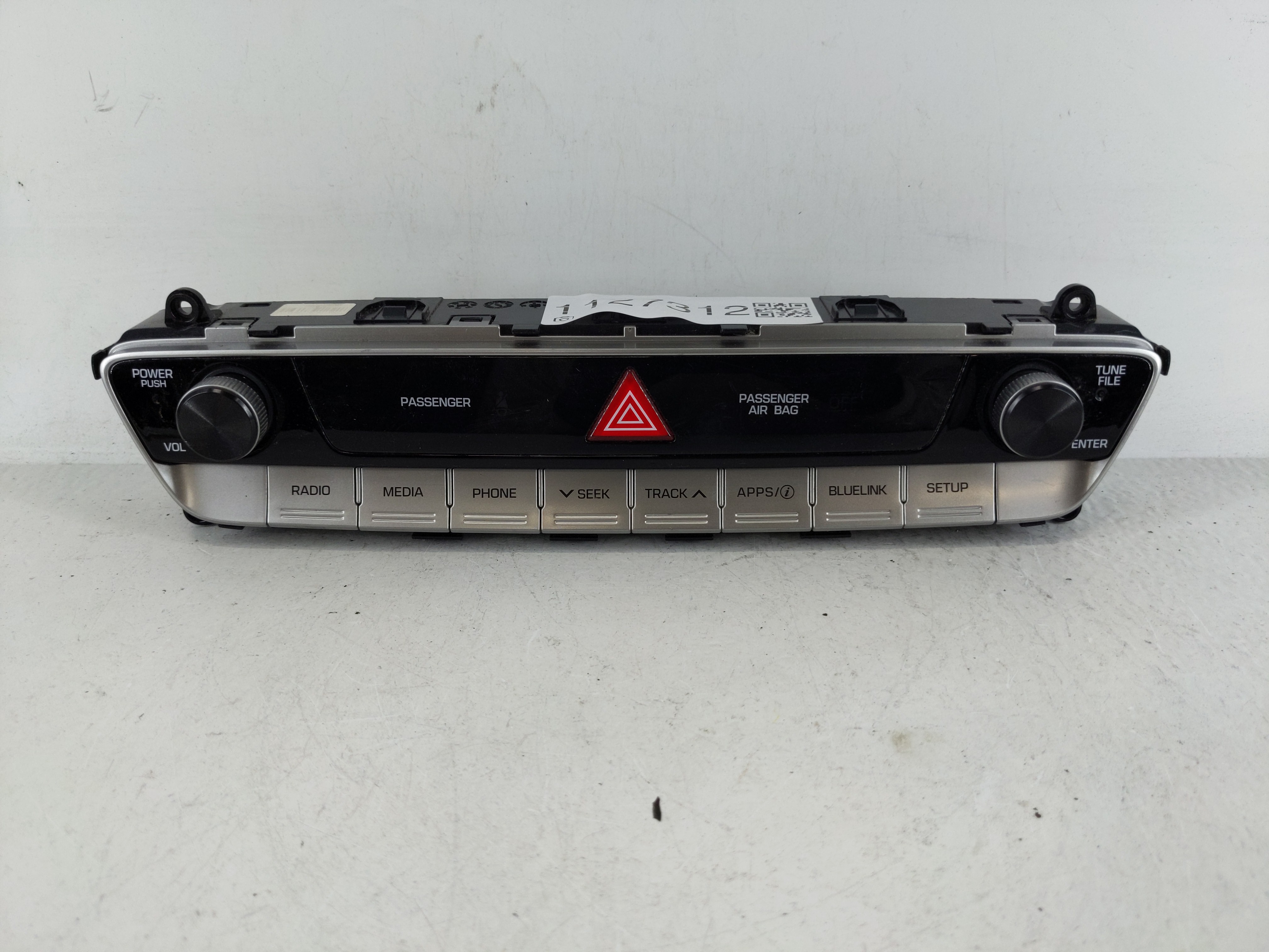 Picture of 2018-2019 Hyundai Sonata Am Fm Cd Player Radio Receiver 1127312