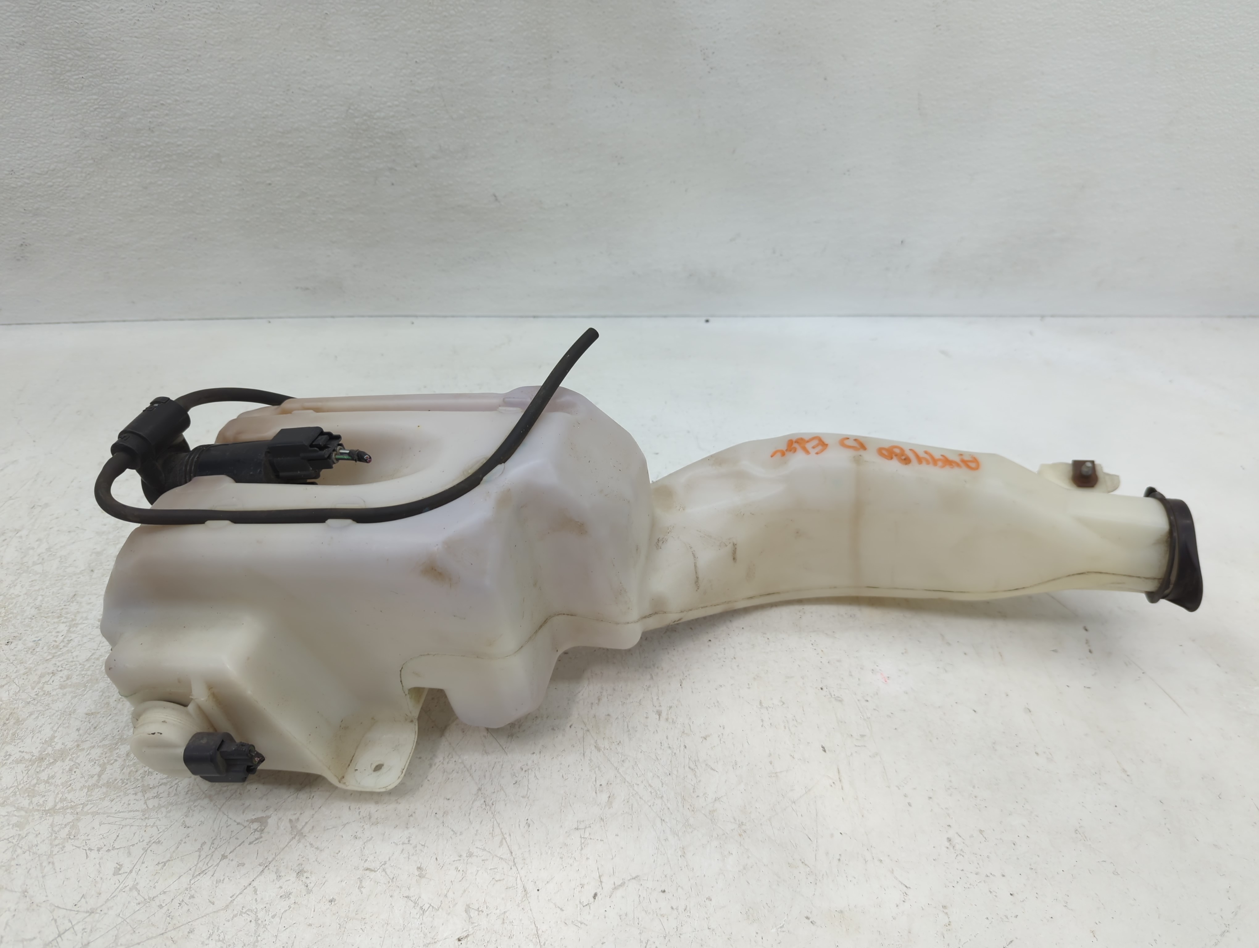 Picture of 2007-2014 Ford Edge Windshield Washer Fluid Reservoir Bottle Oem 1127444