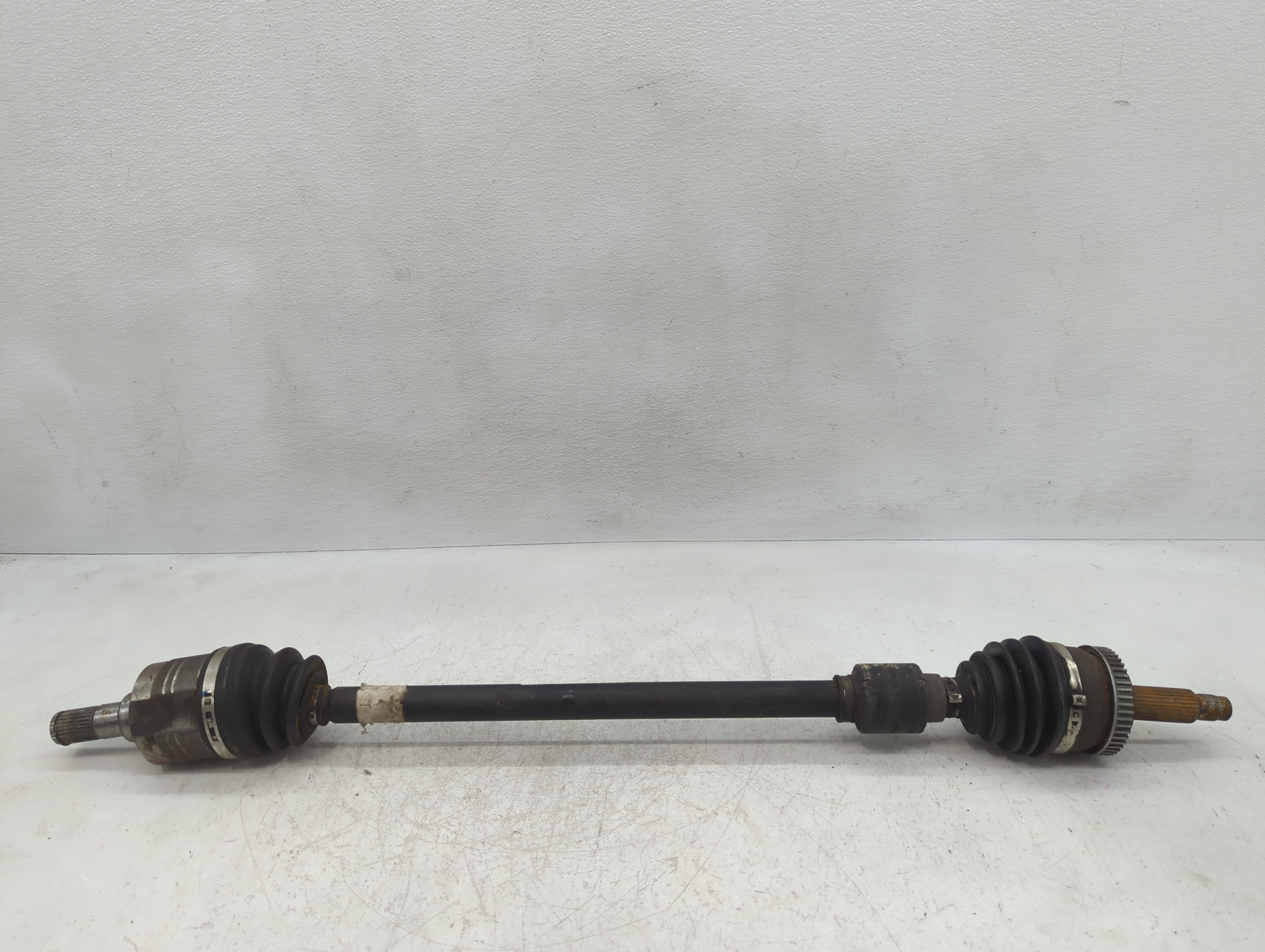 2006-2008 Kia Optima Axle Shaft Front Passenger Cv C/v 1127519 - Oemusedautoparts1.com